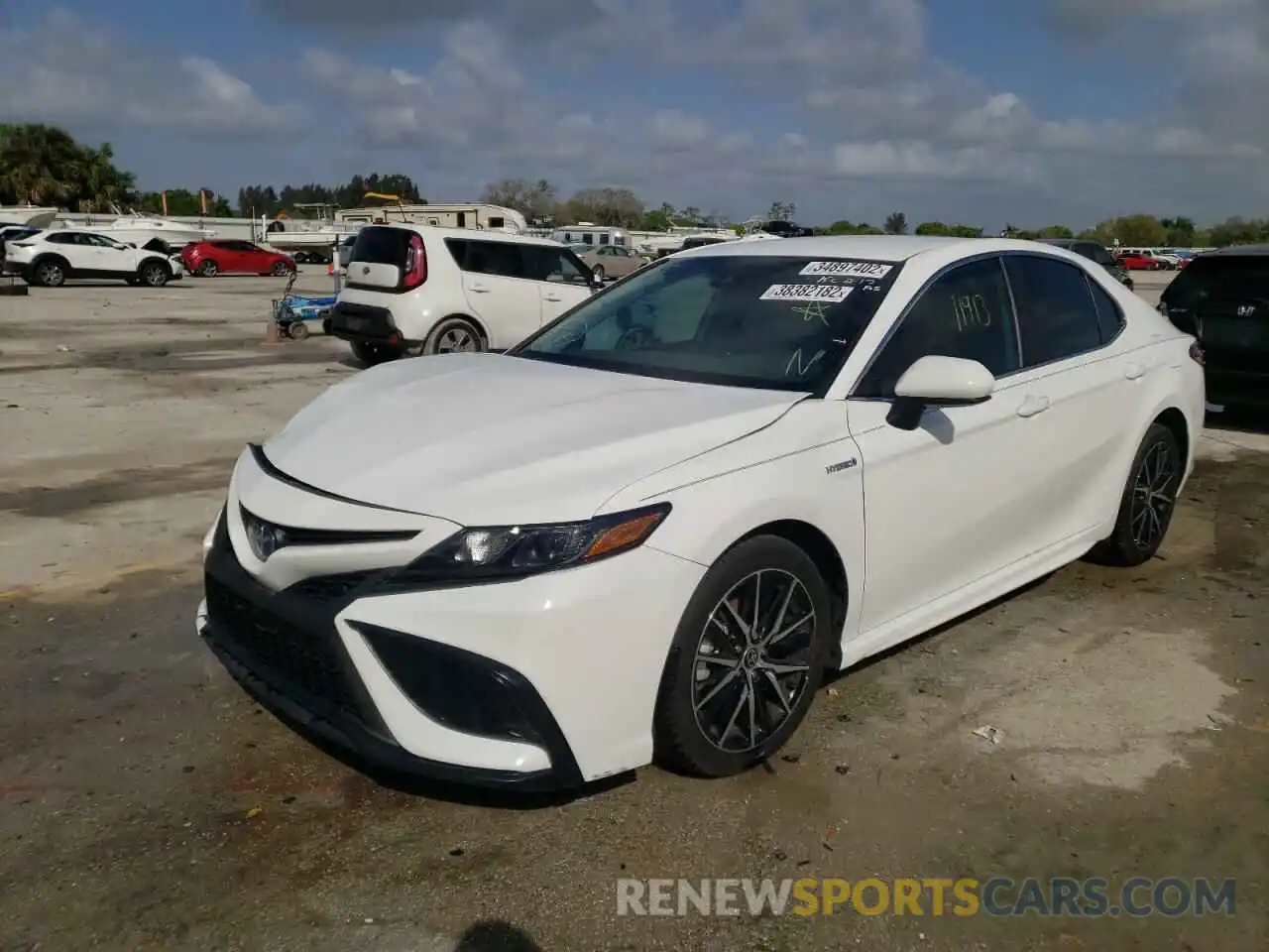 2 Photograph of a damaged car 4T1G31AK7MU563438 TOYOTA CAMRY 2021