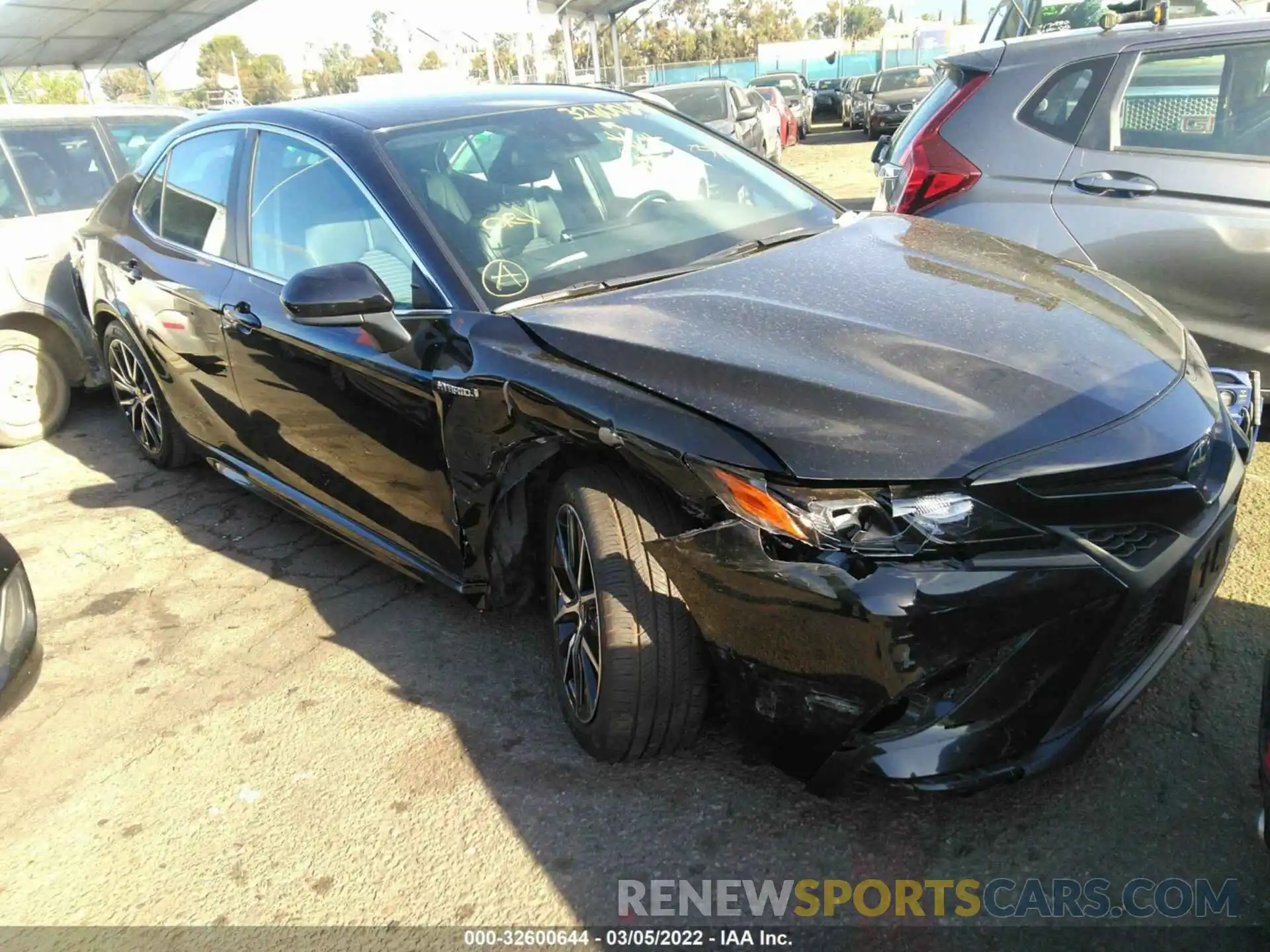 1 Photograph of a damaged car 4T1G31AK8MU027694 TOYOTA CAMRY 2021