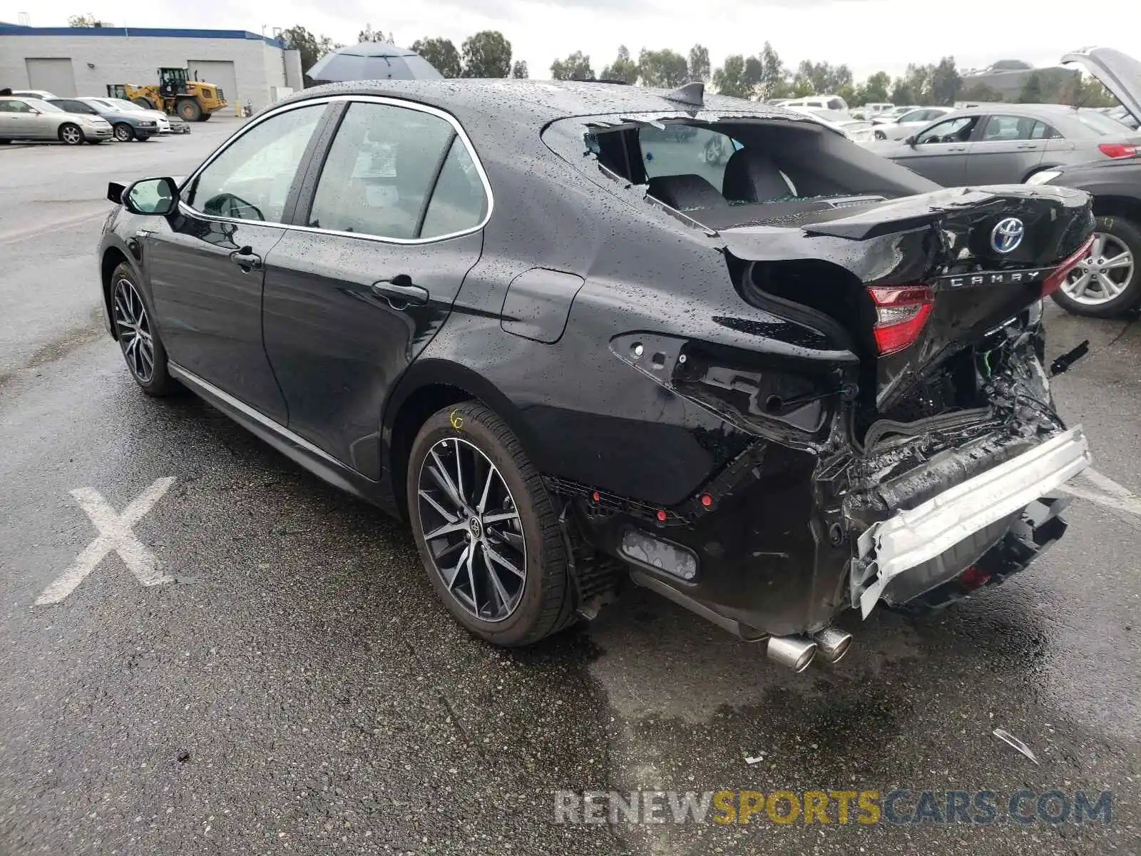 3 Photograph of a damaged car 4T1G31AK8MU027890 TOYOTA CAMRY 2021