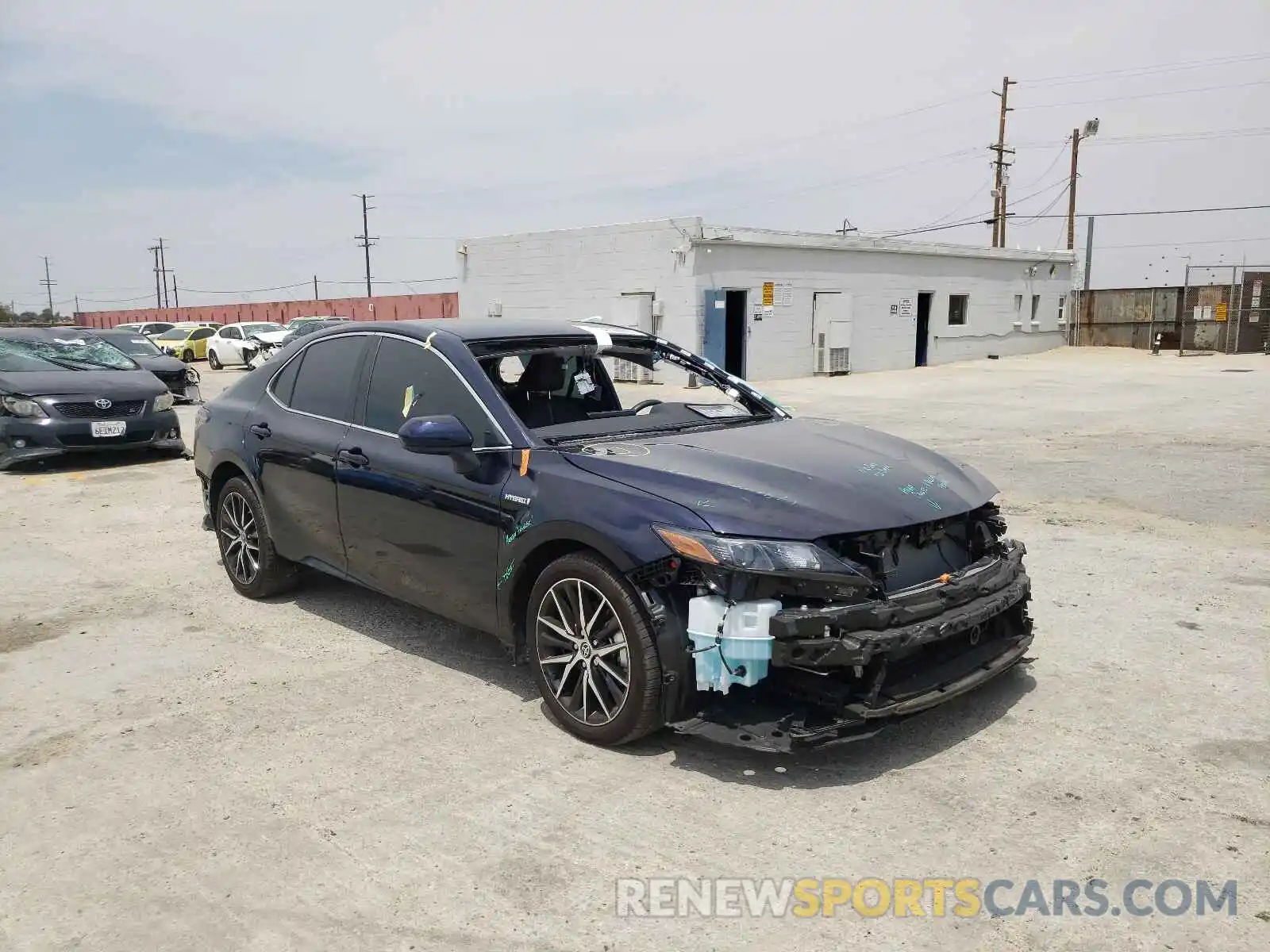 1 Photograph of a damaged car 4T1G31AK8MU552576 TOYOTA CAMRY 2021