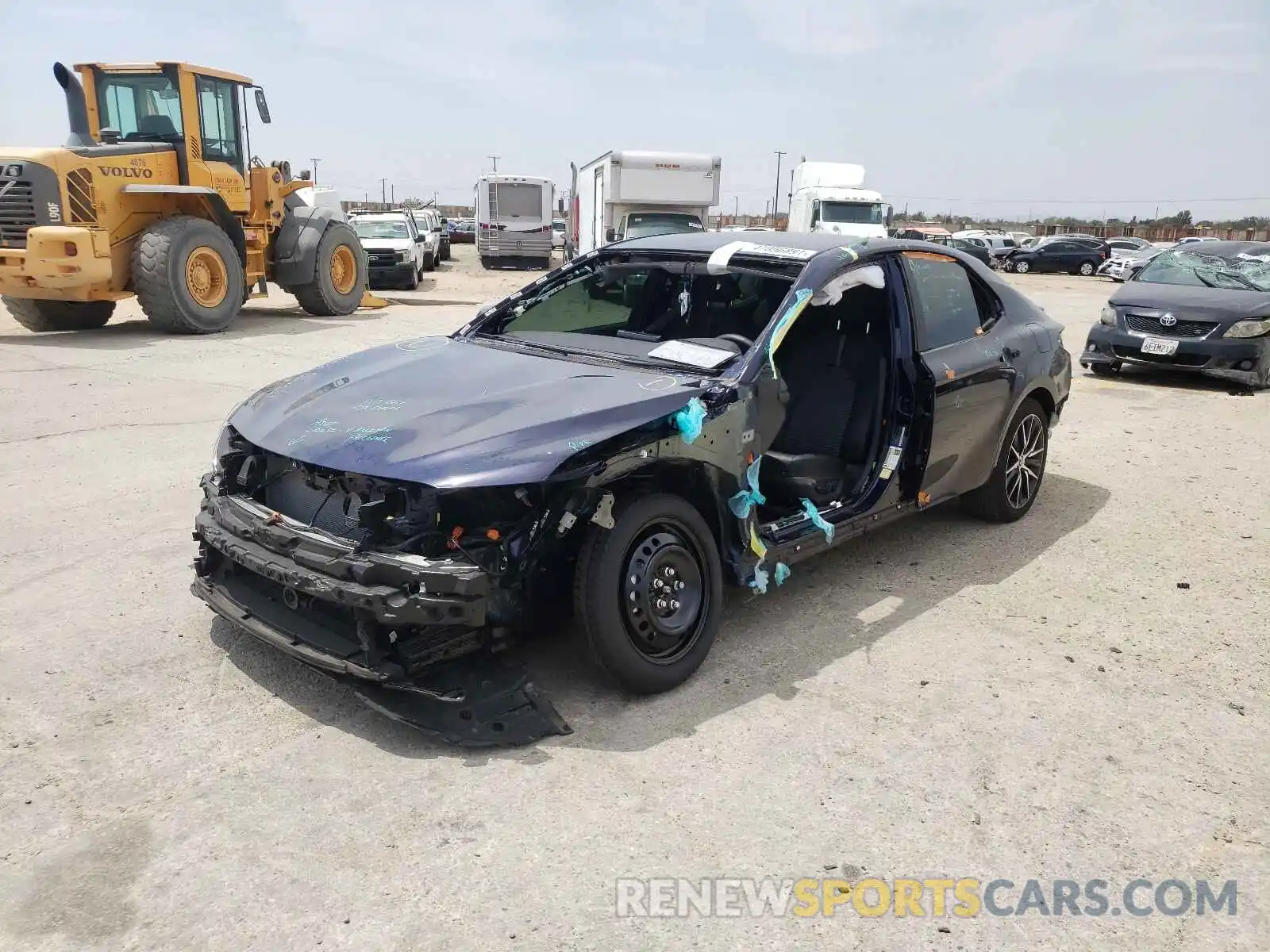 2 Photograph of a damaged car 4T1G31AK8MU552576 TOYOTA CAMRY 2021