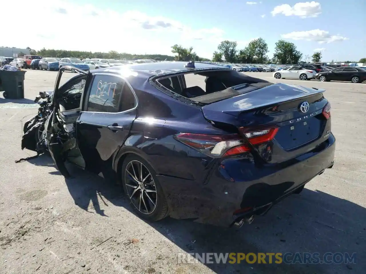 3 Photograph of a damaged car 4T1G31AK8MU560323 TOYOTA CAMRY 2021