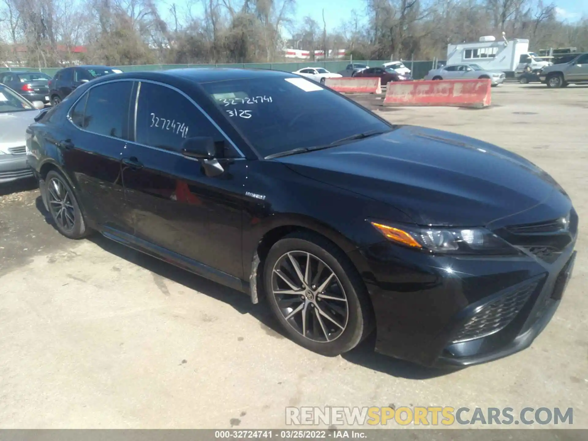 1 Photograph of a damaged car 4T1G31AK9MU025677 TOYOTA CAMRY 2021