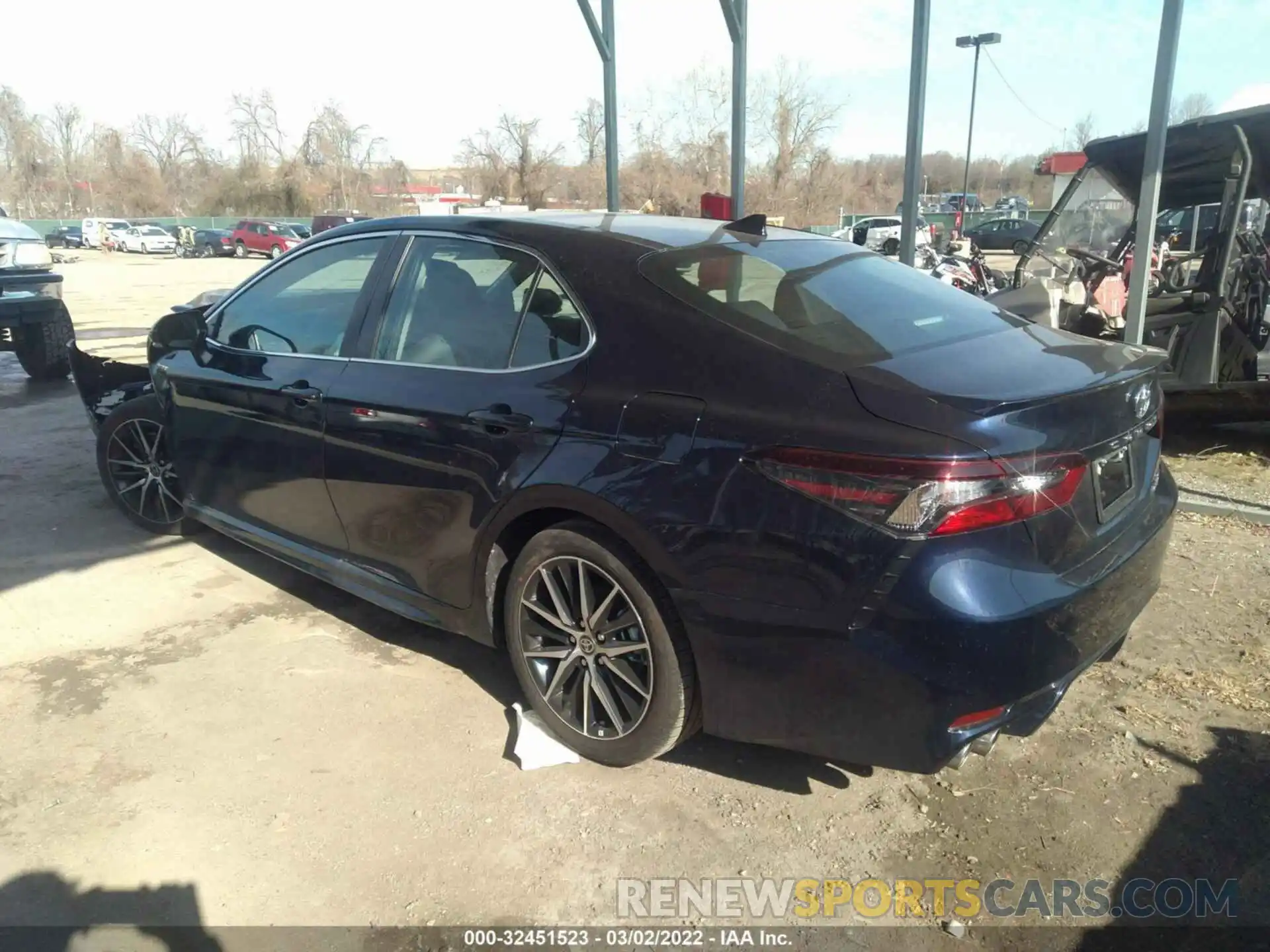 3 Photograph of a damaged car 4T1G31AK9MU032273 TOYOTA CAMRY 2021