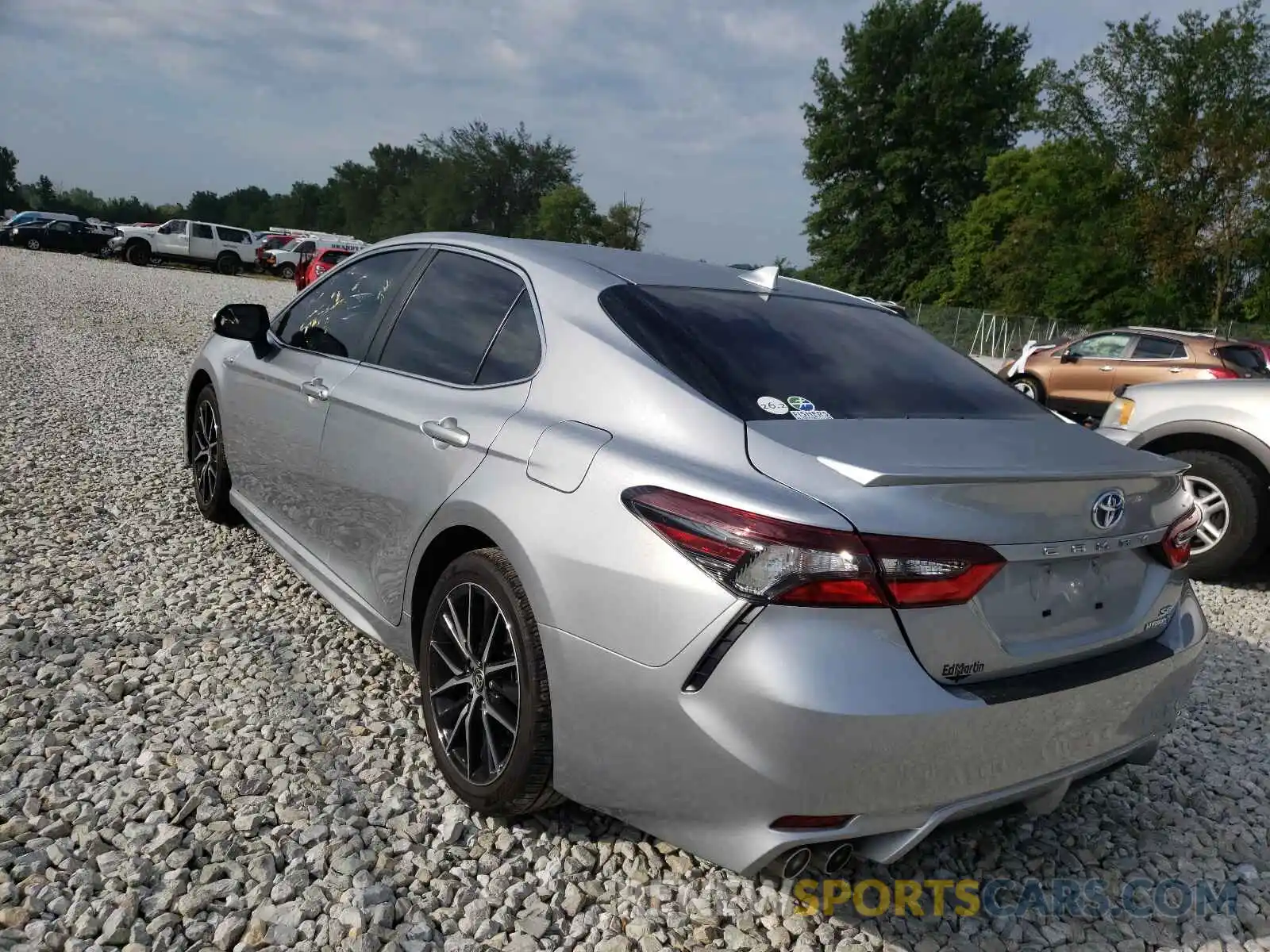 3 Photograph of a damaged car 4T1G31AK9MU546382 TOYOTA CAMRY 2021