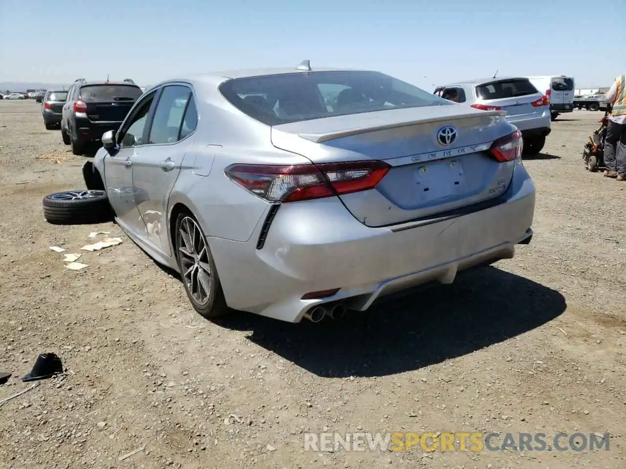 3 Photograph of a damaged car 4T1G31AK9MU558192 TOYOTA CAMRY 2021