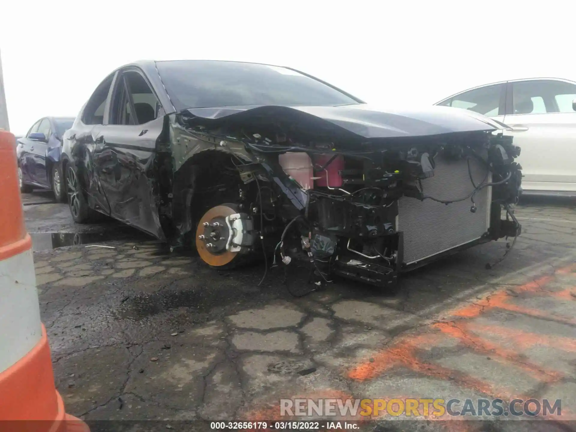 1 Photograph of a damaged car 4T1G31AK9MU558984 TOYOTA CAMRY 2021