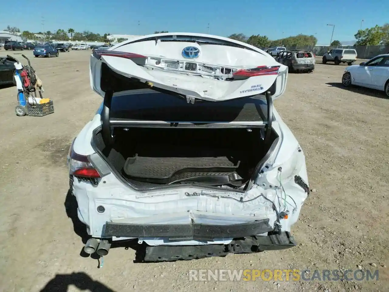 9 Photograph of a damaged car 4T1G31AKXMU026627 TOYOTA CAMRY 2021