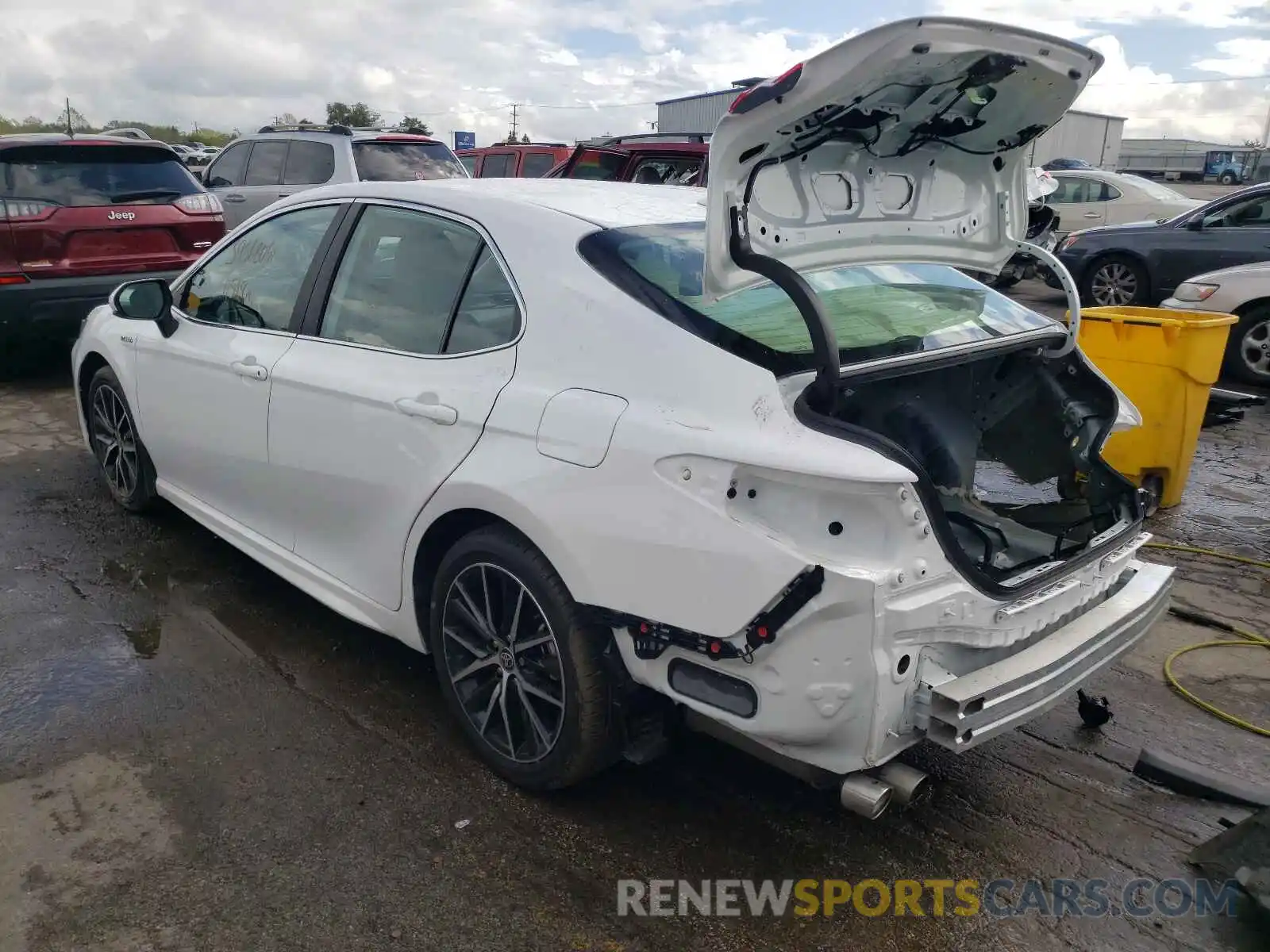 3 Photograph of a damaged car 4T1G31AKXMU547072 TOYOTA CAMRY 2021