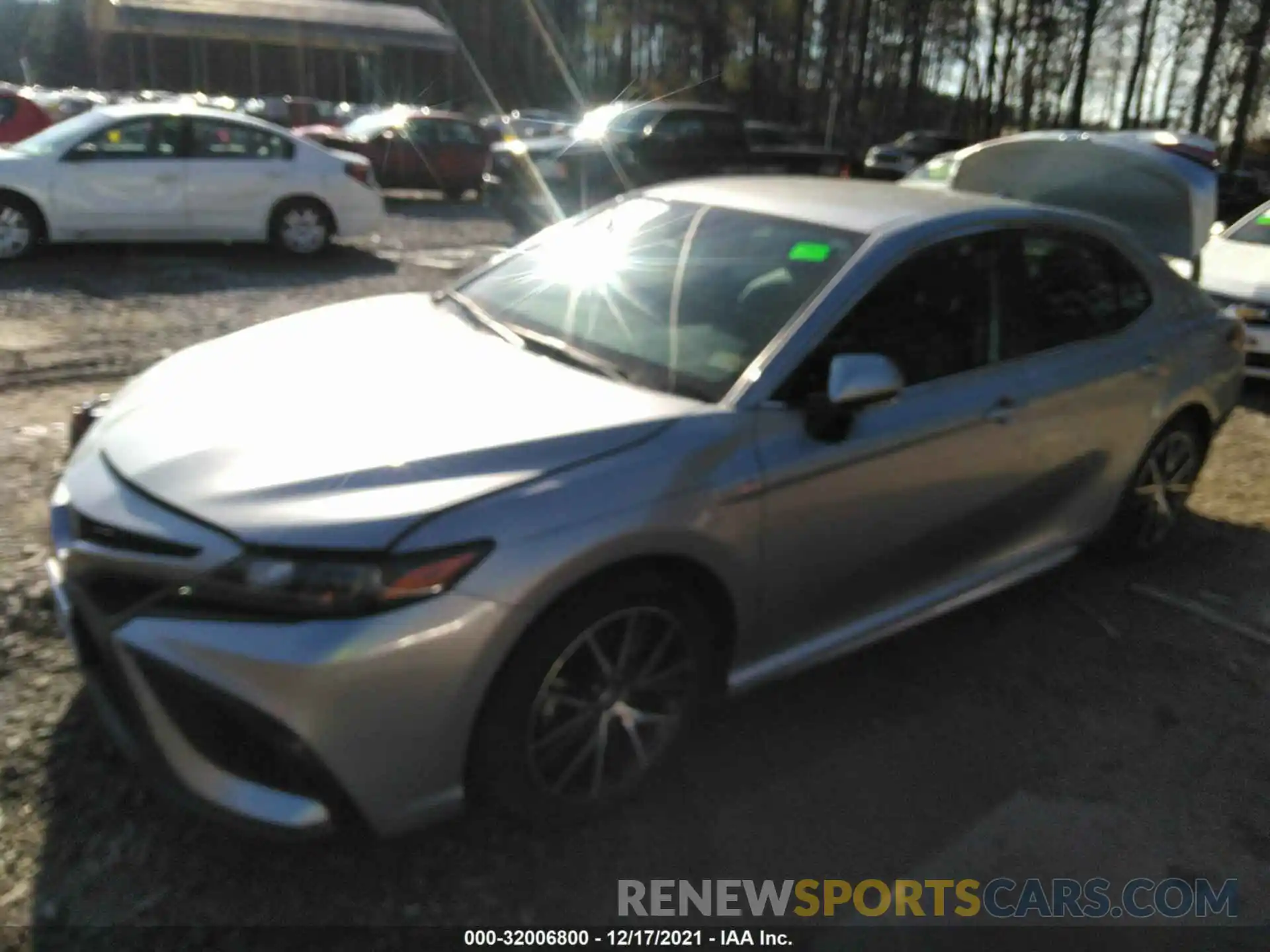 2 Photograph of a damaged car 4T1G31AKXMU552739 TOYOTA CAMRY 2021