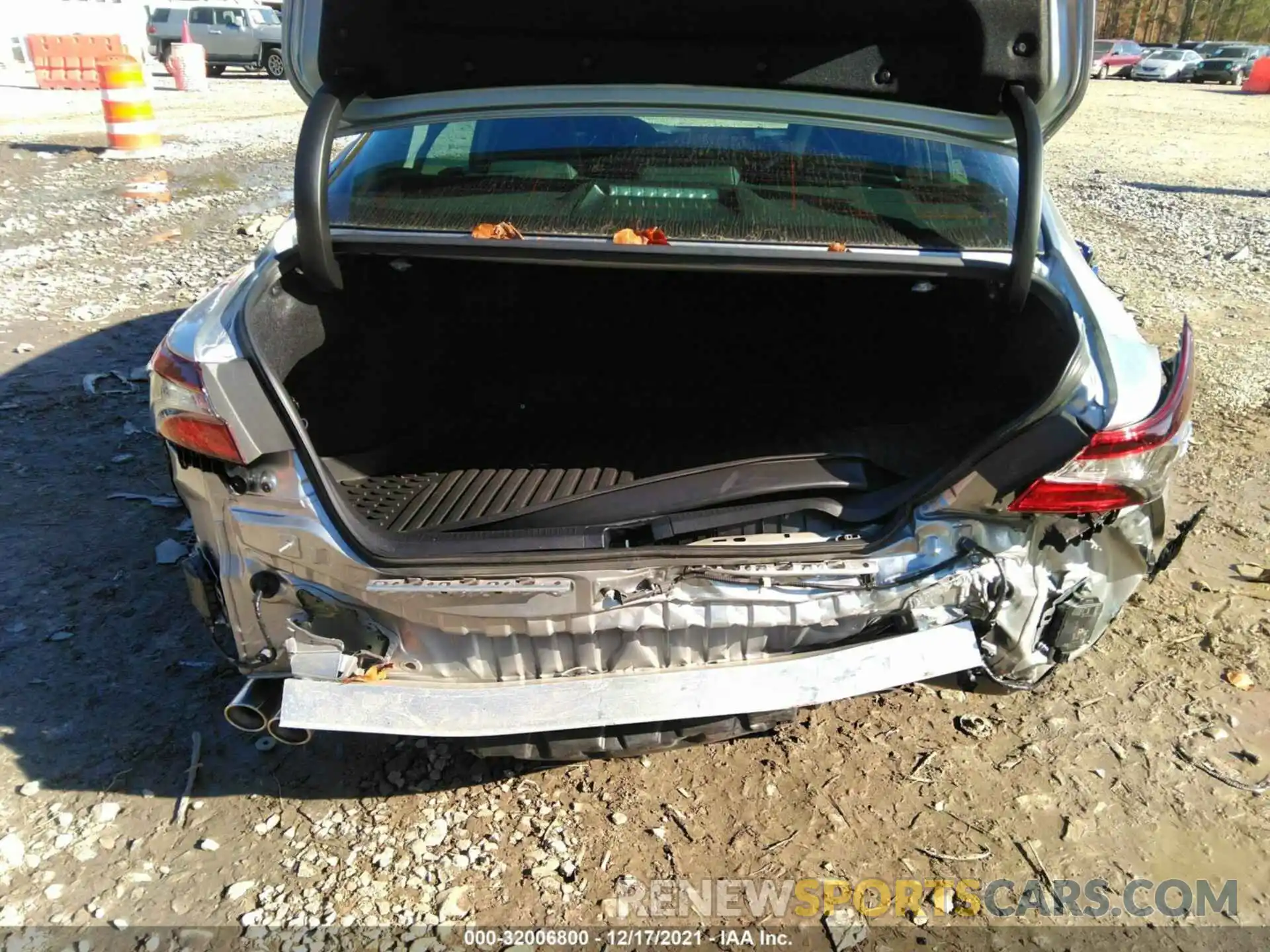 6 Photograph of a damaged car 4T1G31AKXMU552739 TOYOTA CAMRY 2021