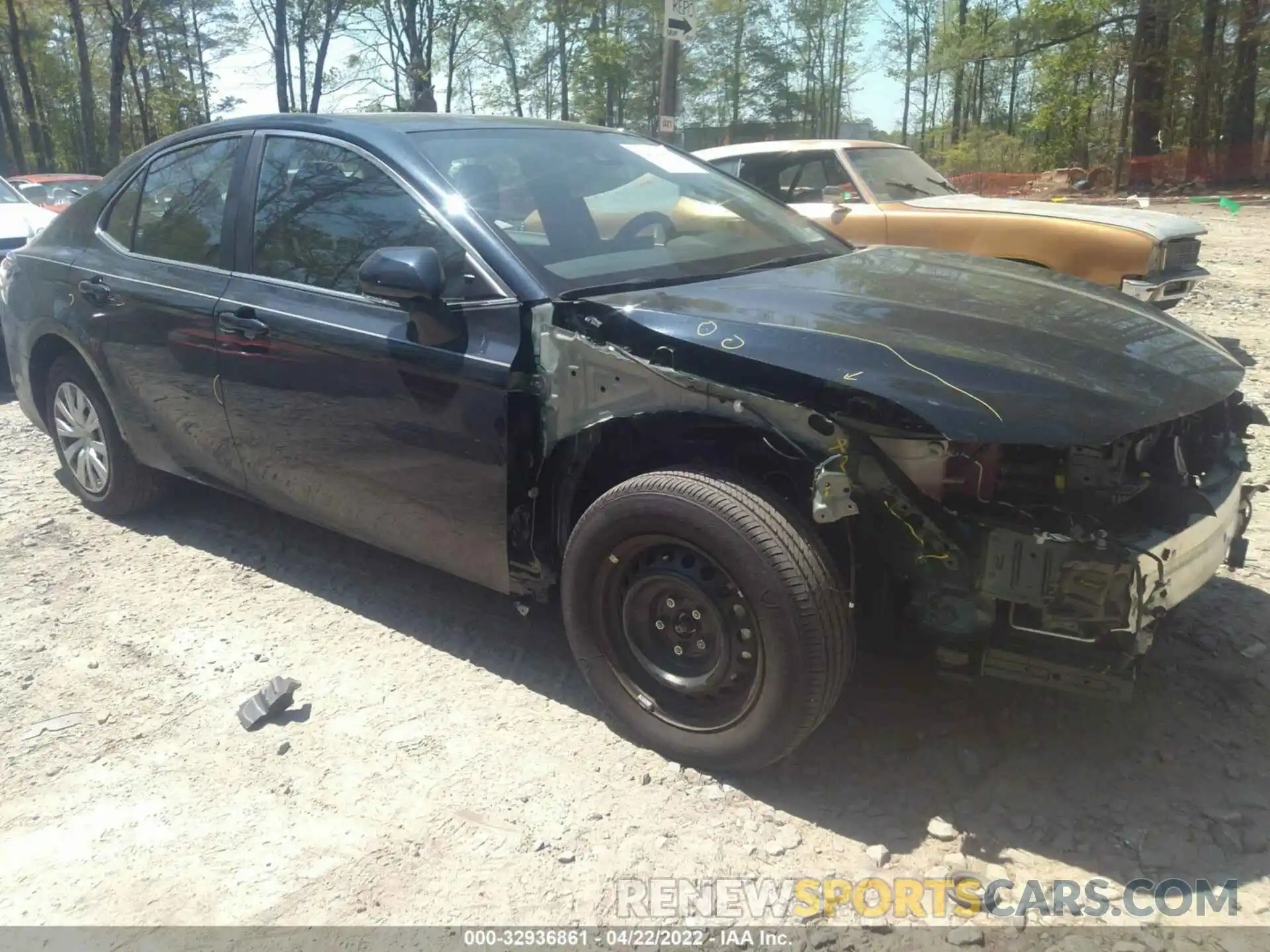 1 Photograph of a damaged car 4T1H31AK3MU026649 TOYOTA CAMRY 2021