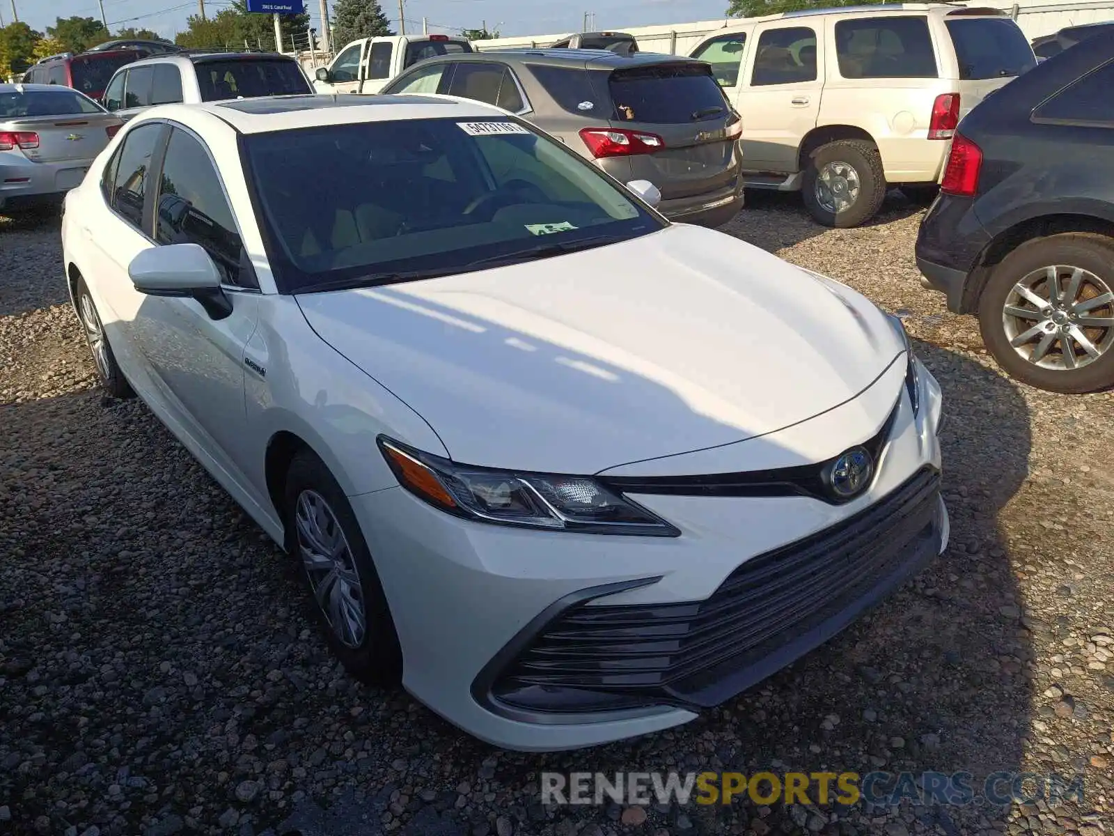 1 Photograph of a damaged car 4T1H31AK8MU026386 TOYOTA CAMRY 2021