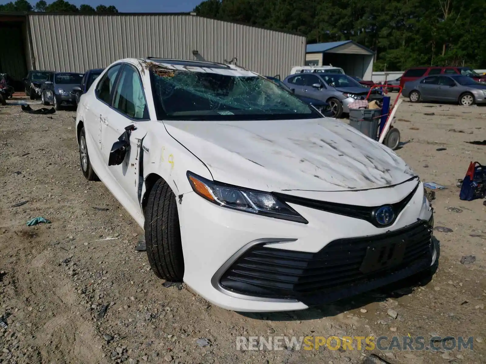 1 Photograph of a damaged car 4T1H31AK9MU558181 TOYOTA CAMRY 2021