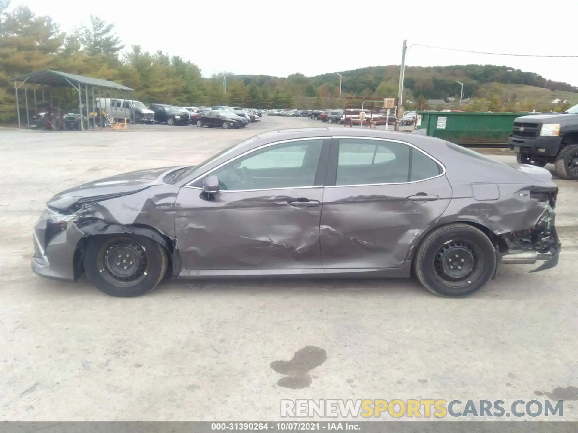 6 Photograph of a damaged car 4T1H31AKXMU559842 TOYOTA CAMRY 2021