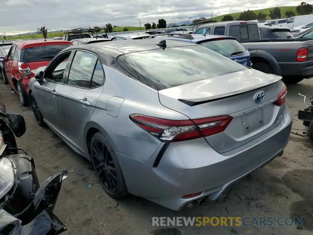 2 Photograph of a damaged car 4T1K31AK0MU029739 TOYOTA CAMRY 2021