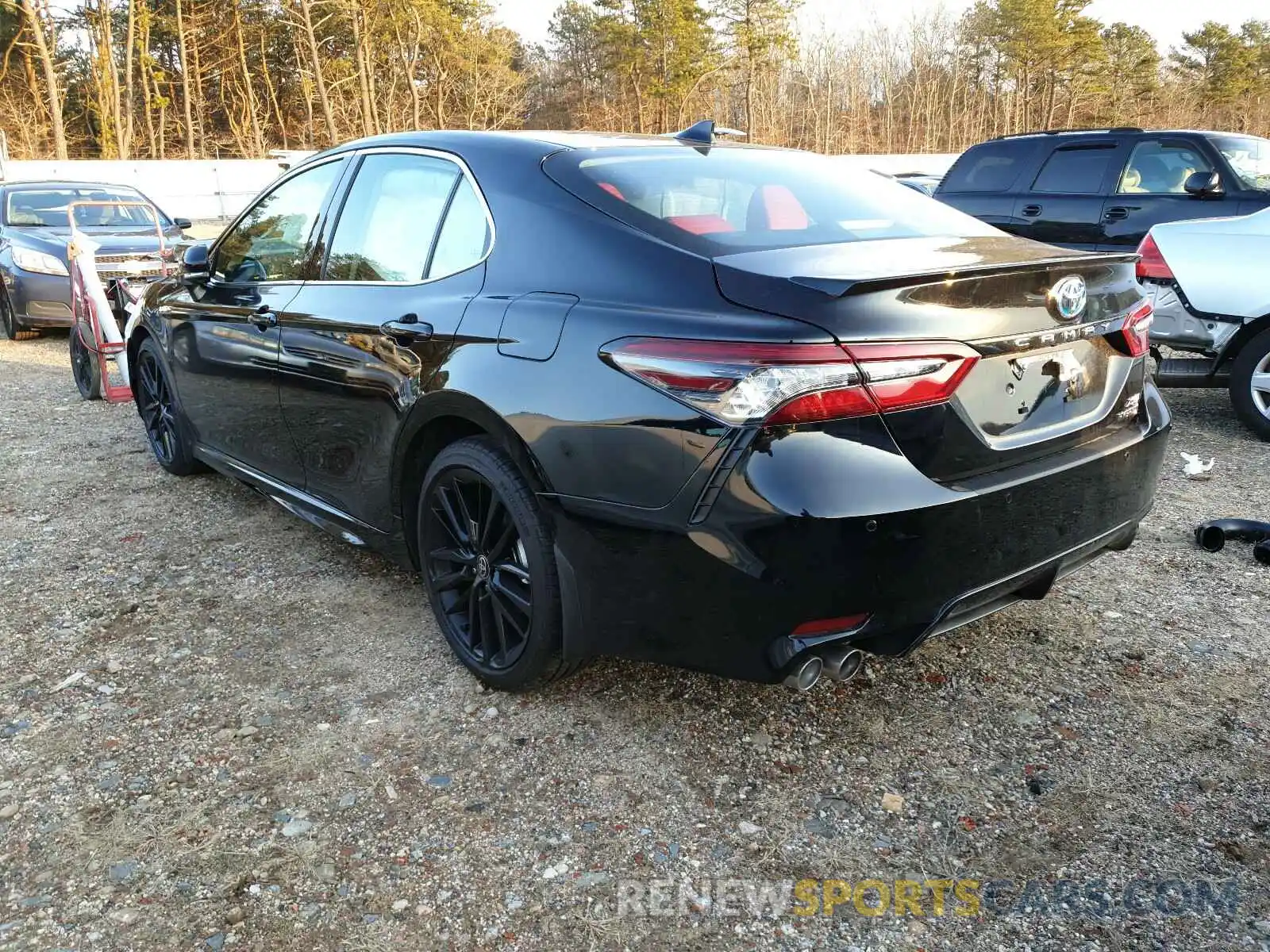 3 Photograph of a damaged car 4T1K31AK0MU551724 TOYOTA CAMRY 2021