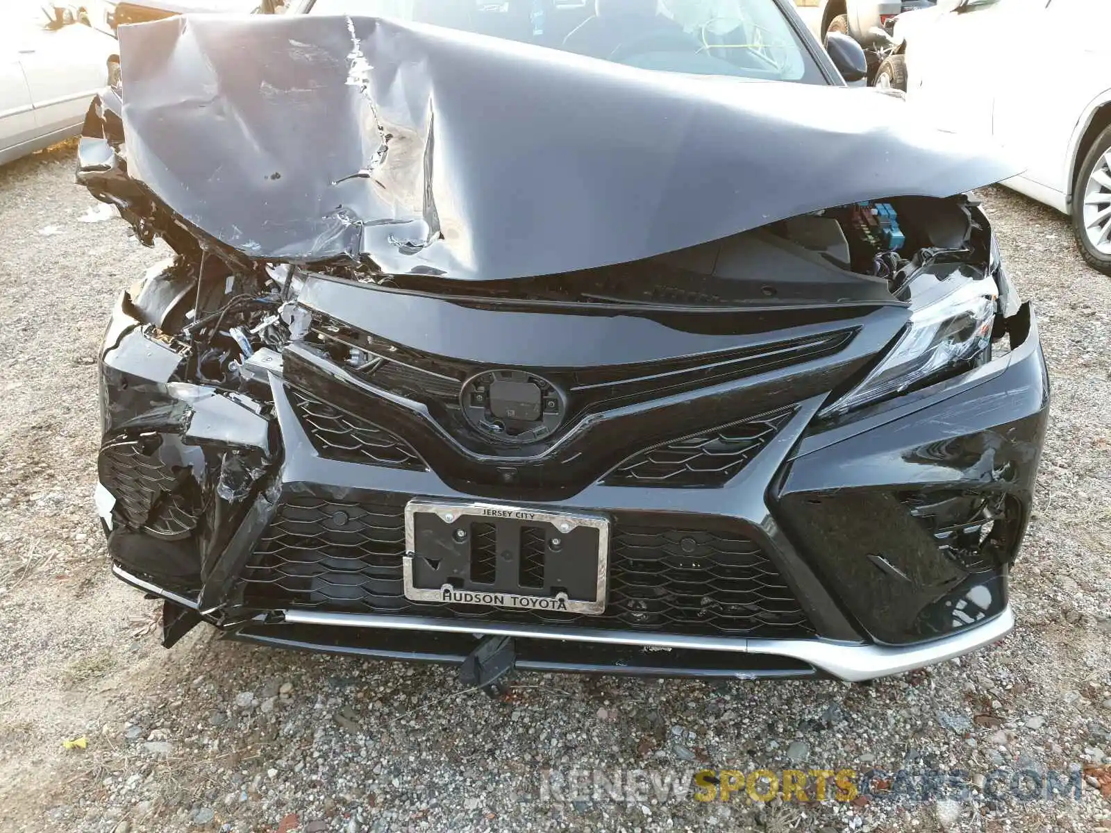 9 Photograph of a damaged car 4T1K31AK0MU551724 TOYOTA CAMRY 2021