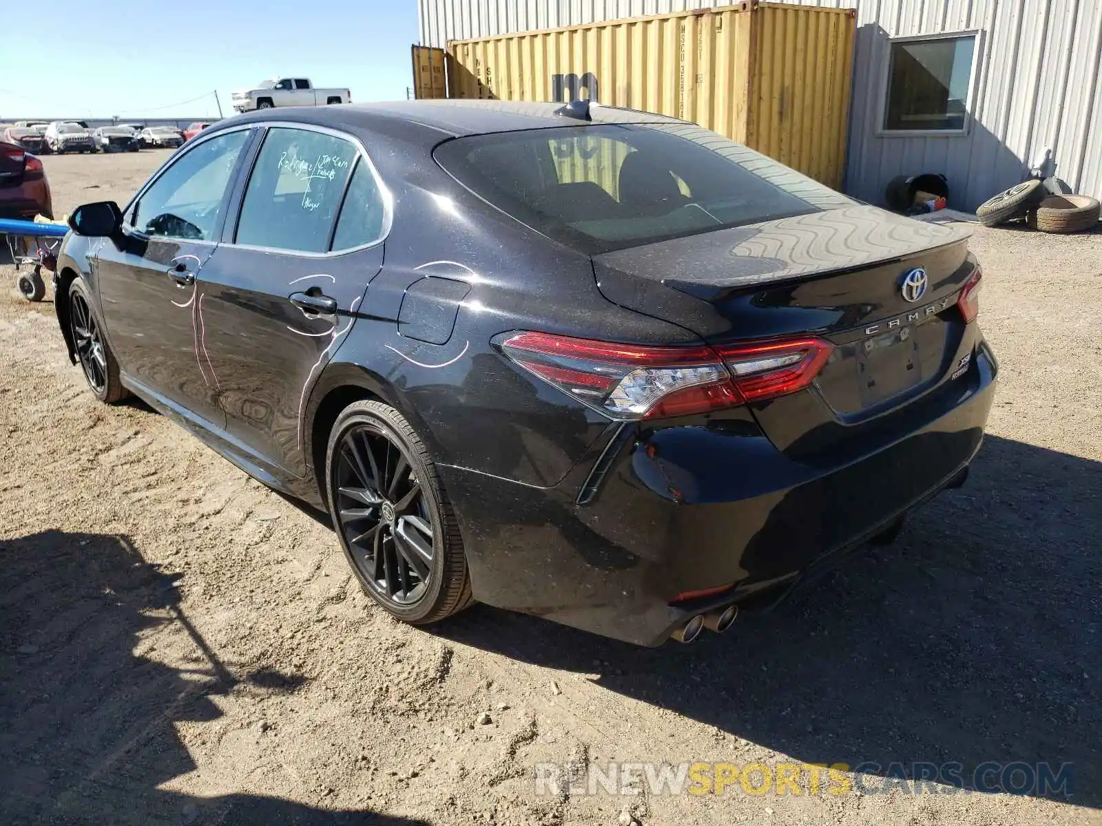 3 Photograph of a damaged car 4T1K31AK1MU024534 TOYOTA CAMRY 2021