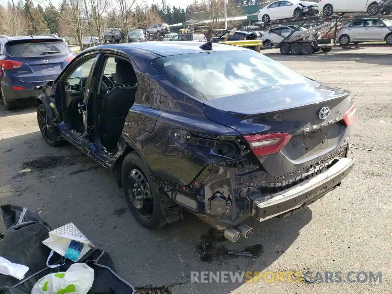 3 Photograph of a damaged car 4T1K31AK1MU552882 TOYOTA CAMRY 2021