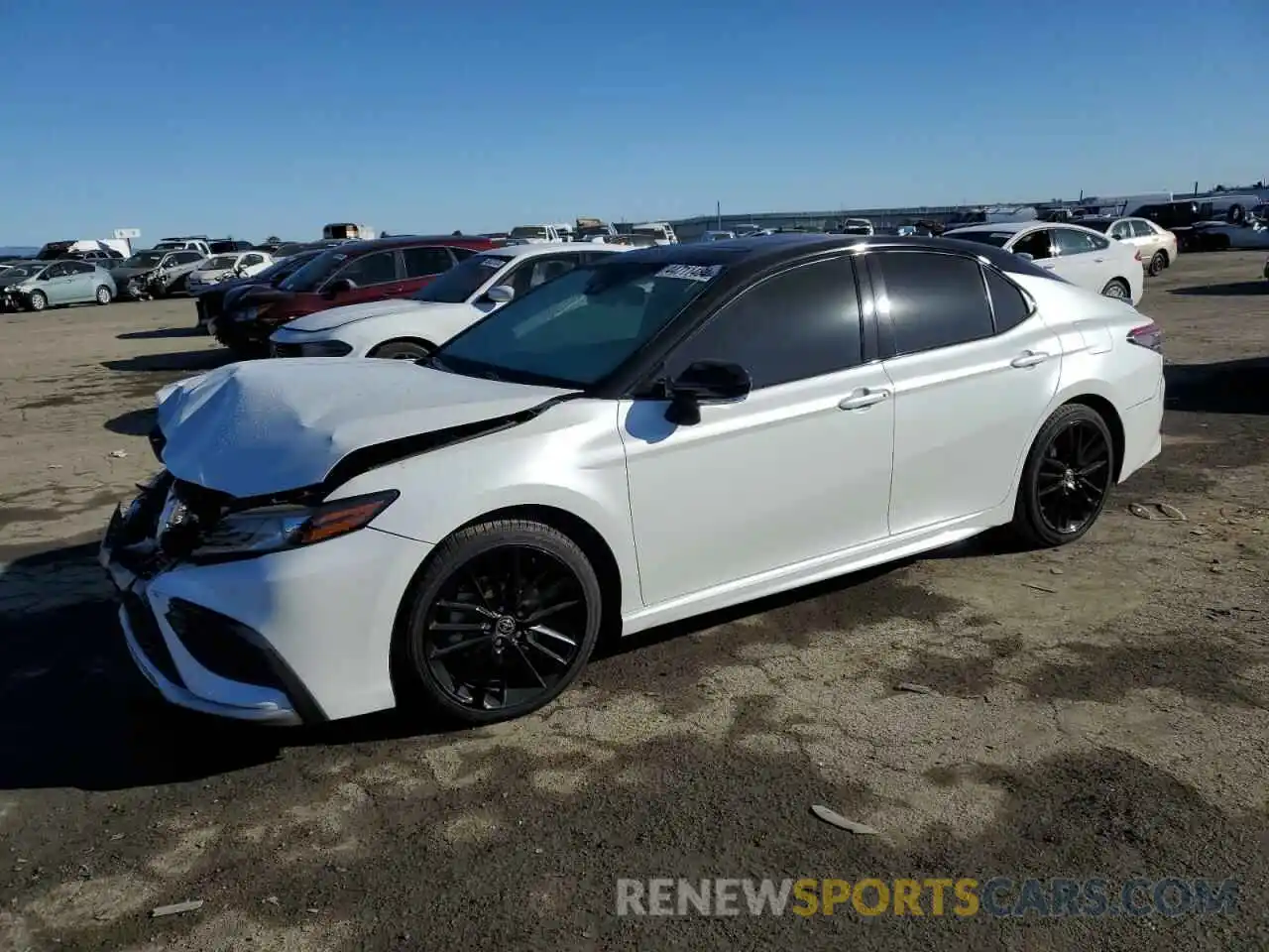 1 Photograph of a damaged car 4T1K31AK2MU030441 TOYOTA CAMRY 2021