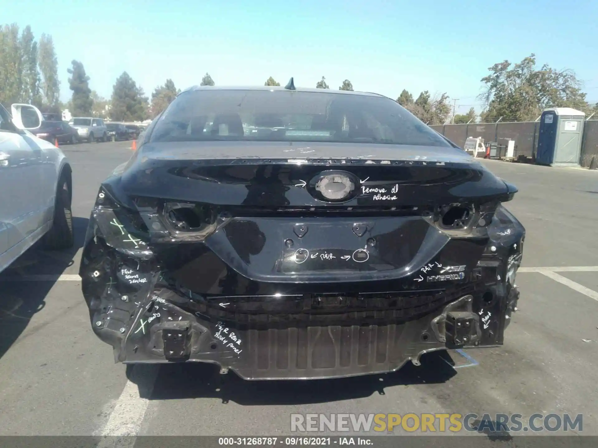 6 Photograph of a damaged car 4T1K31AK2MU553779 TOYOTA CAMRY 2021