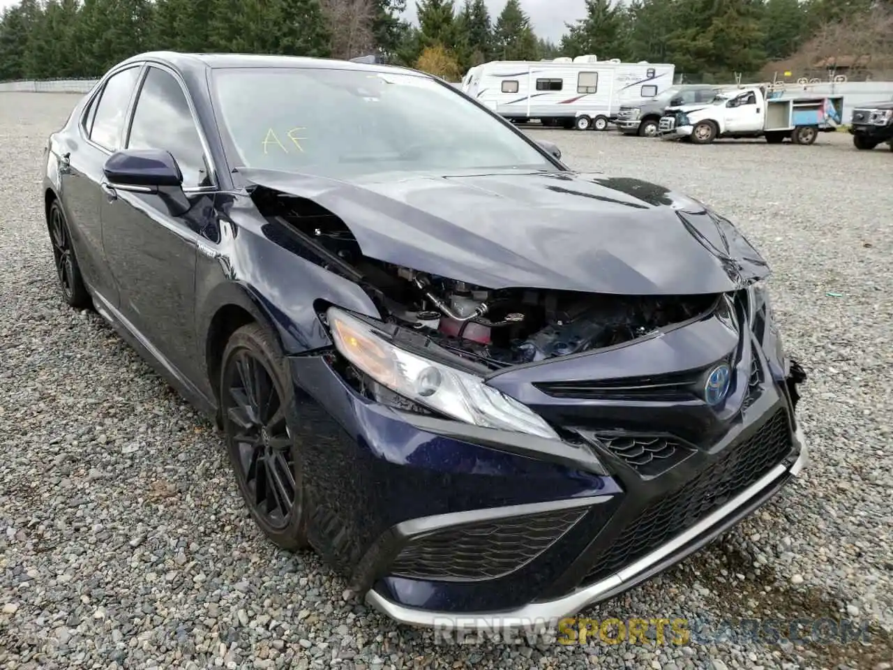 1 Photograph of a damaged car 4T1K31AK2MU561137 TOYOTA CAMRY 2021