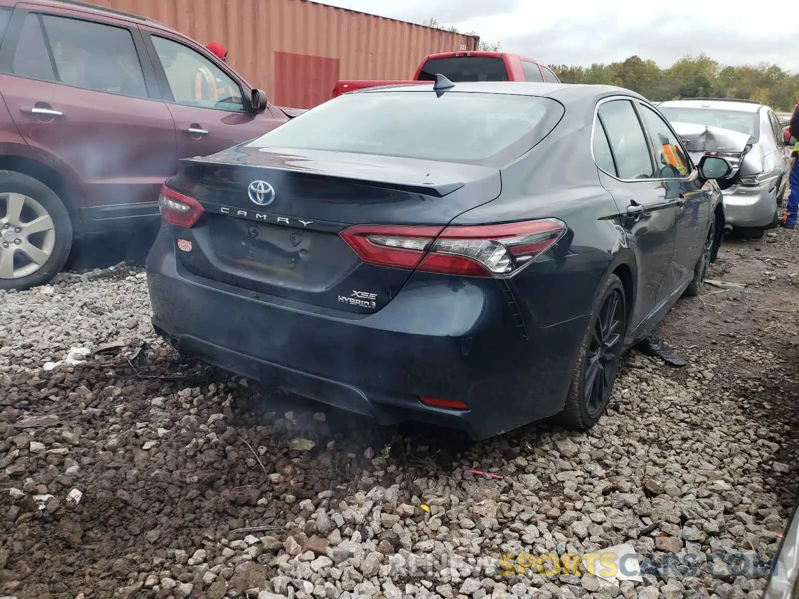 4 Photograph of a damaged car 4T1K31AK3MU026334 TOYOTA CAMRY 2021