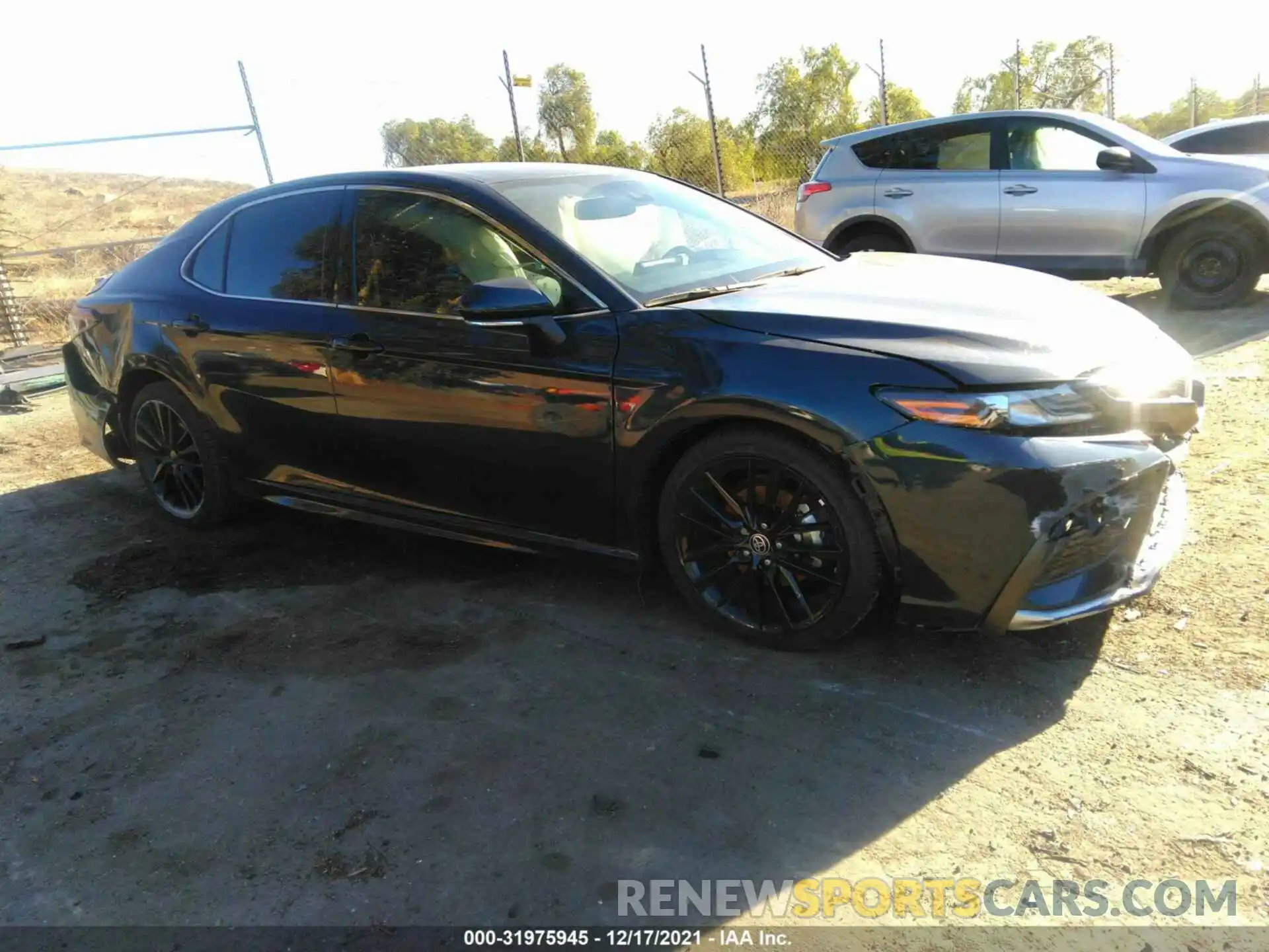 1 Photograph of a damaged car 4T1K31AK3MU551460 TOYOTA CAMRY 2021