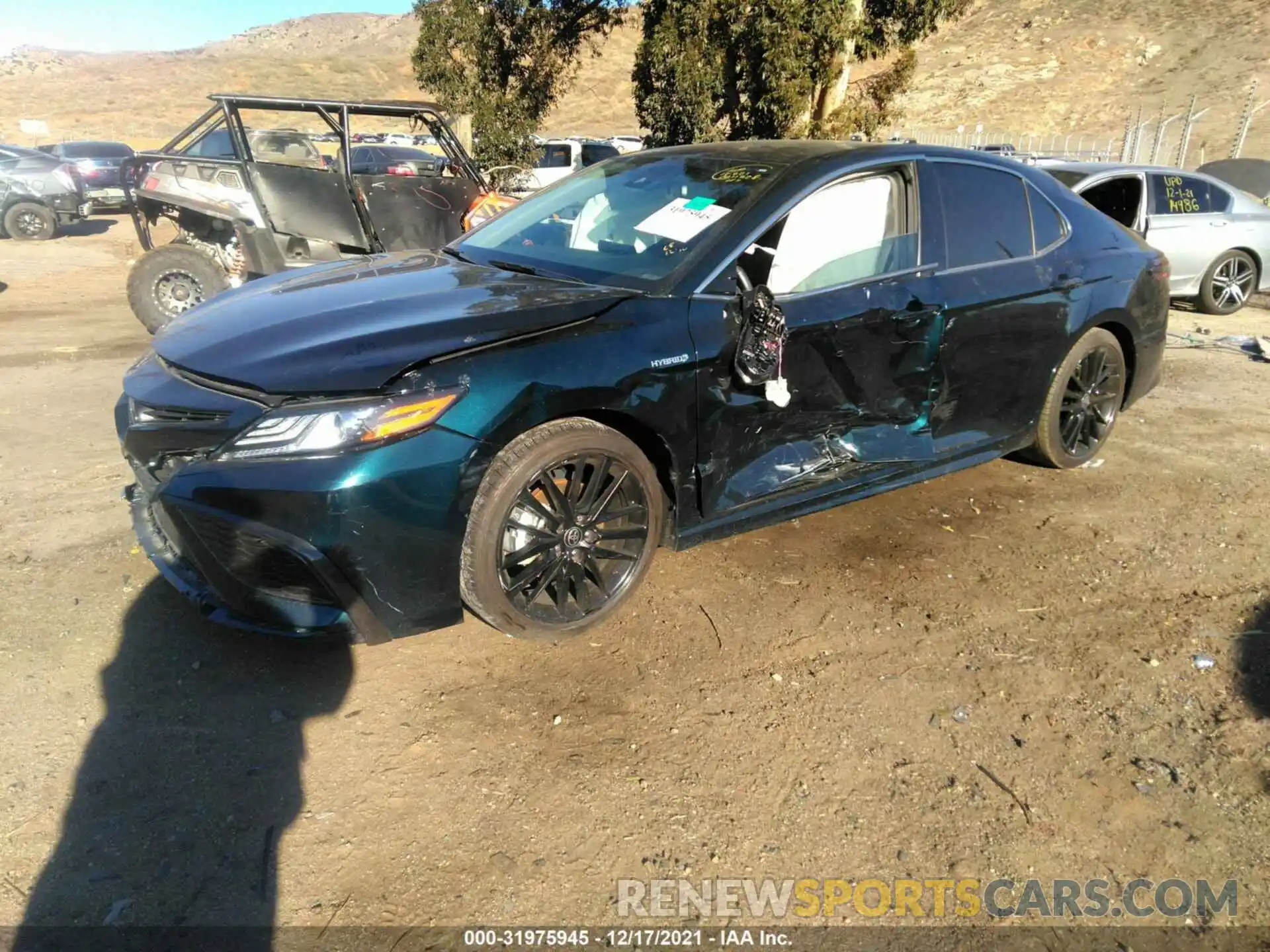 2 Photograph of a damaged car 4T1K31AK3MU551460 TOYOTA CAMRY 2021