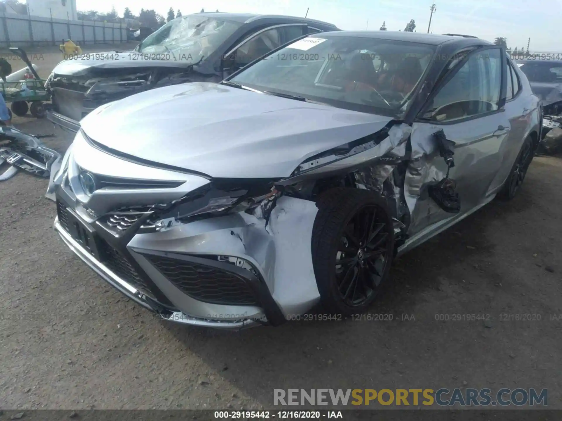 2 Photograph of a damaged car 4T1K31AK4MU020509 TOYOTA CAMRY 2021