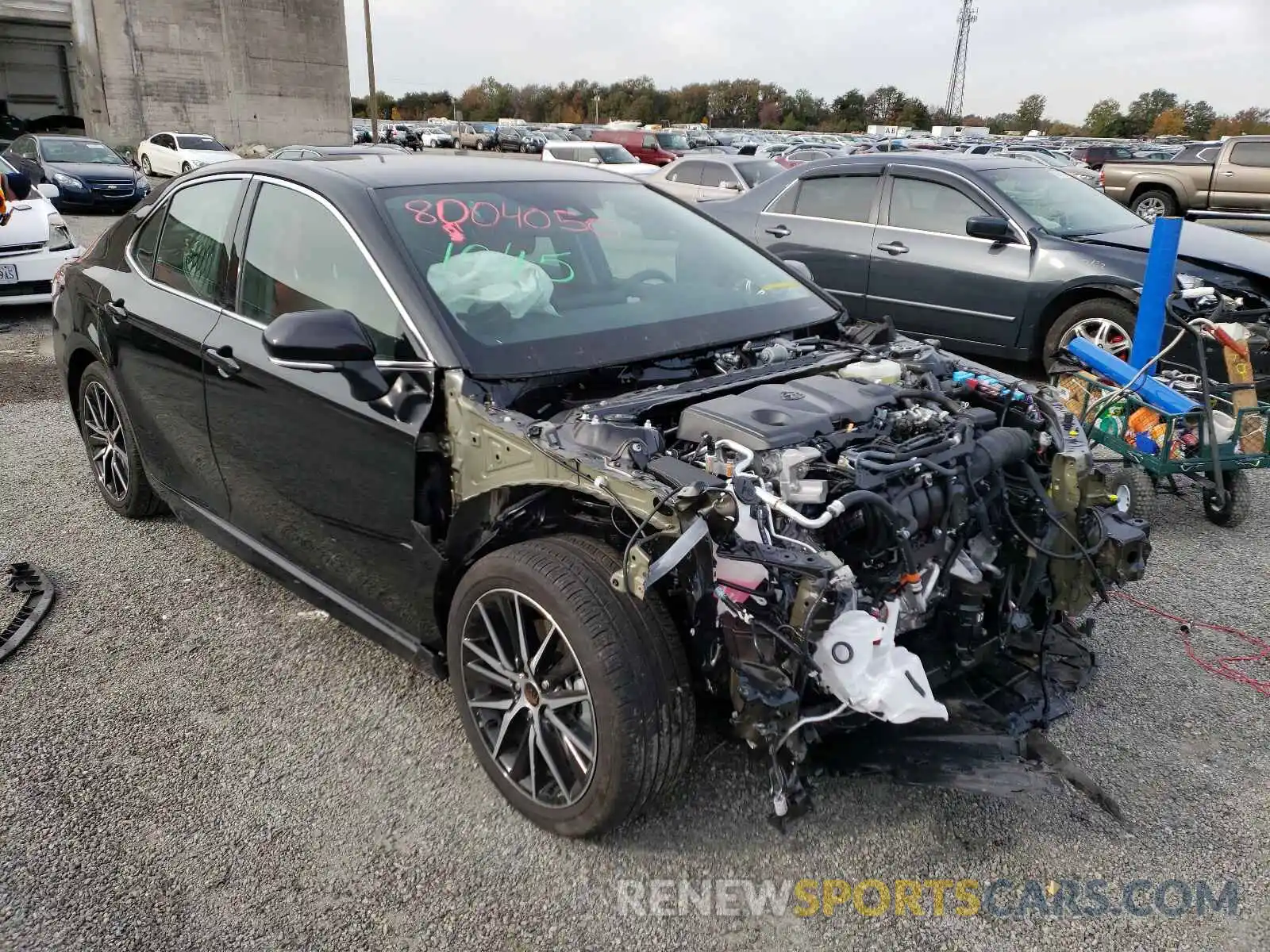 1 Photograph of a damaged car 4T1K31AK4MU564413 TOYOTA CAMRY 2021