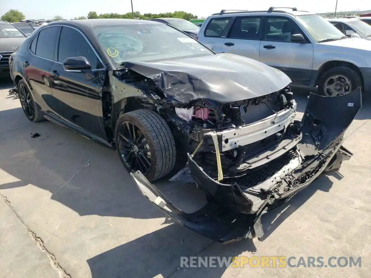 1 Photograph of a damaged car 4T1K31AK5MU559527 TOYOTA CAMRY 2021