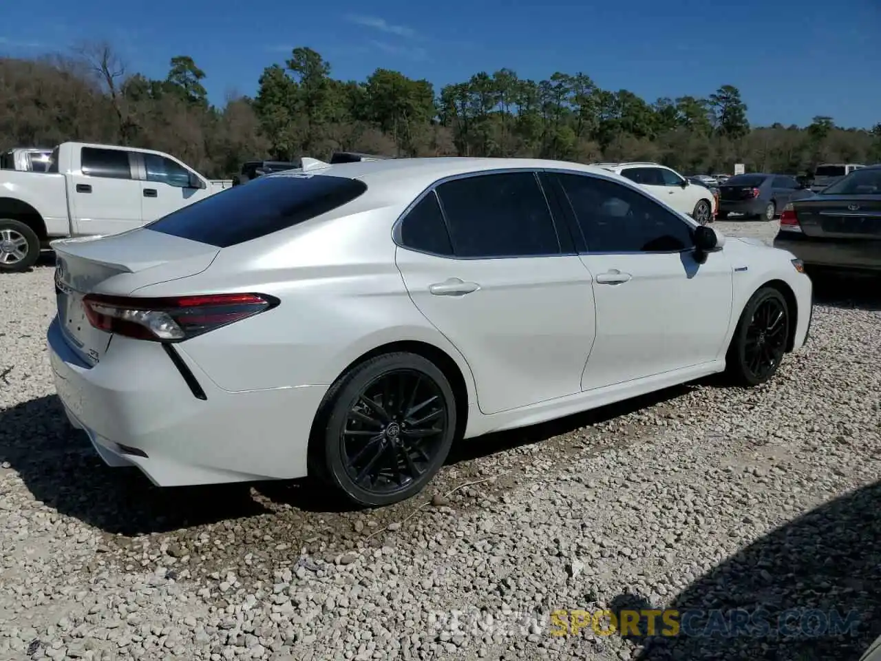 3 Photograph of a damaged car 4T1K31AK6MU029678 TOYOTA CAMRY 2021