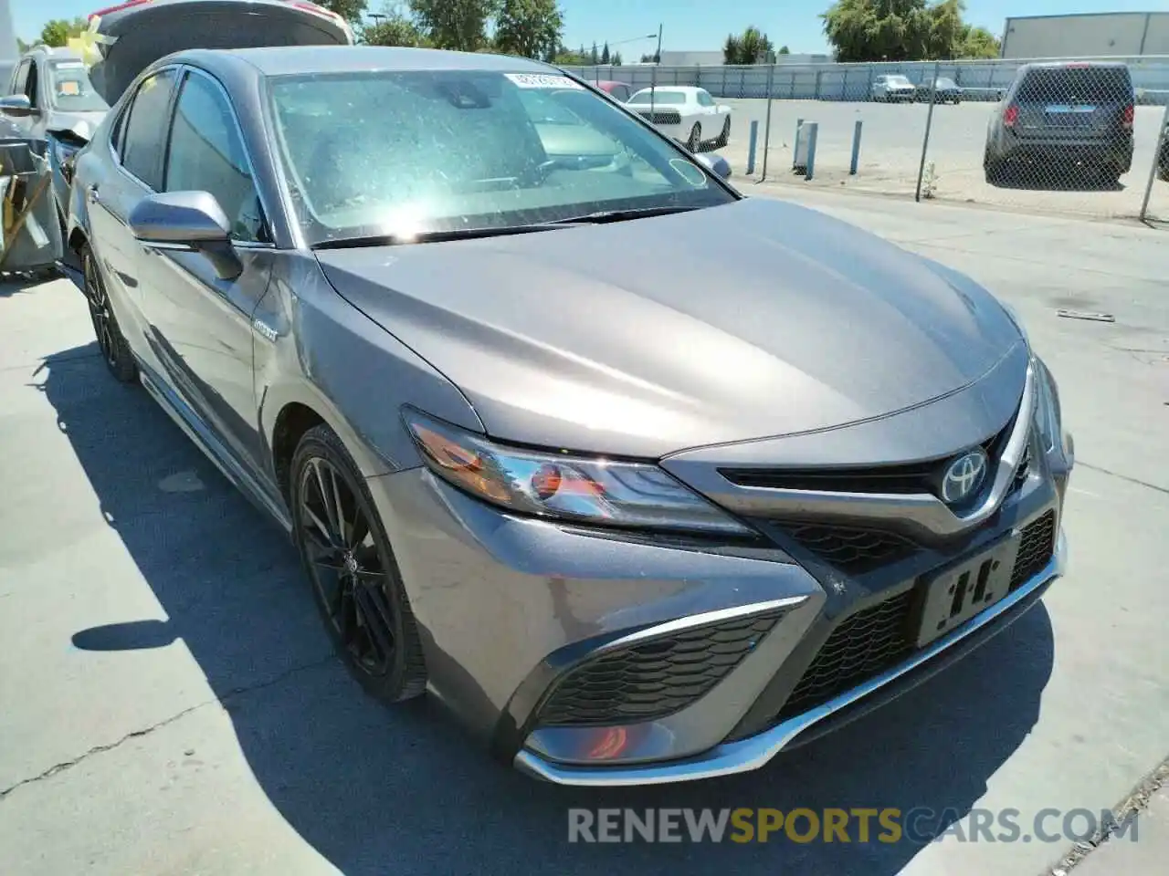 1 Photograph of a damaged car 4T1K31AK6MU548732 TOYOTA CAMRY 2021