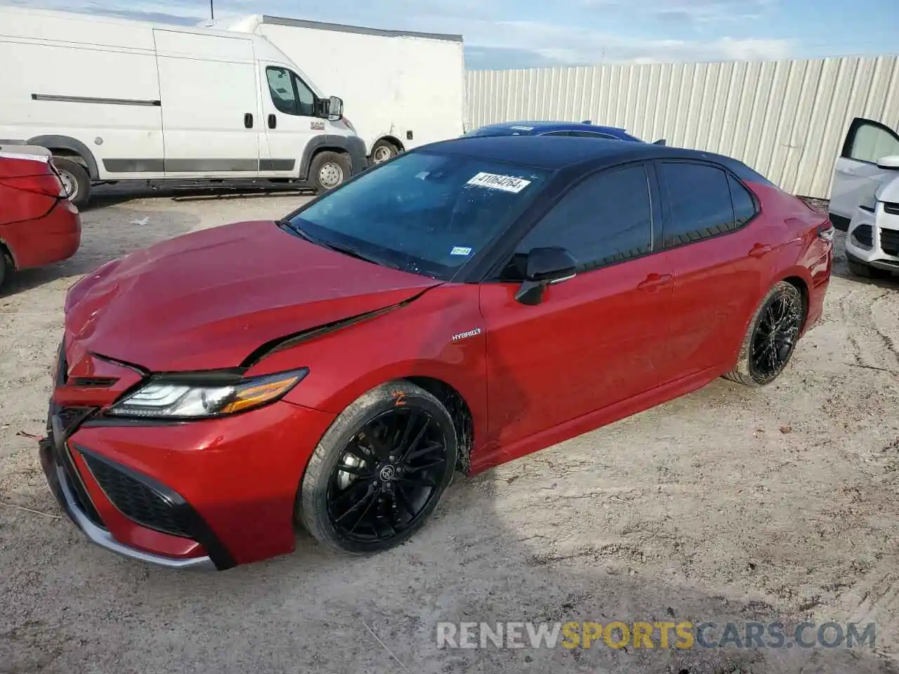 1 Photograph of a damaged car 4T1K31AK7MU031231 TOYOTA CAMRY 2021