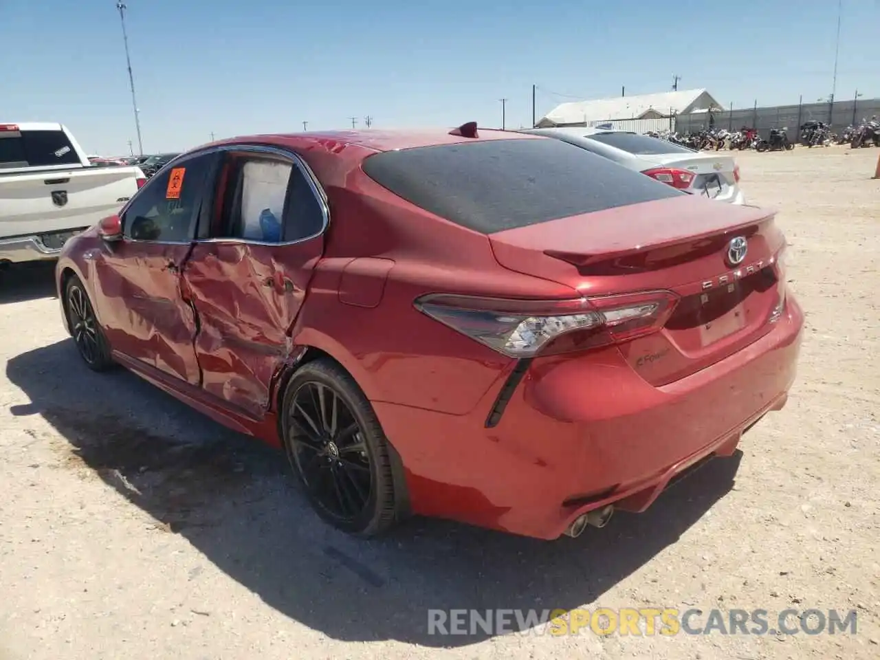 10 Photograph of a damaged car 4T1K31AK7MU031312 TOYOTA CAMRY 2021