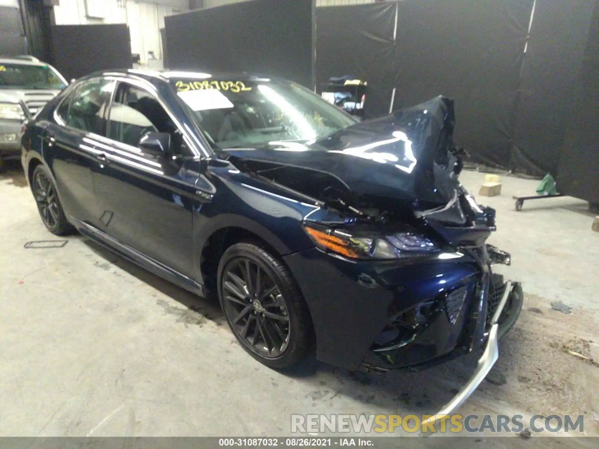 1 Photograph of a damaged car 4T1K31AK7MU556113 TOYOTA CAMRY 2021