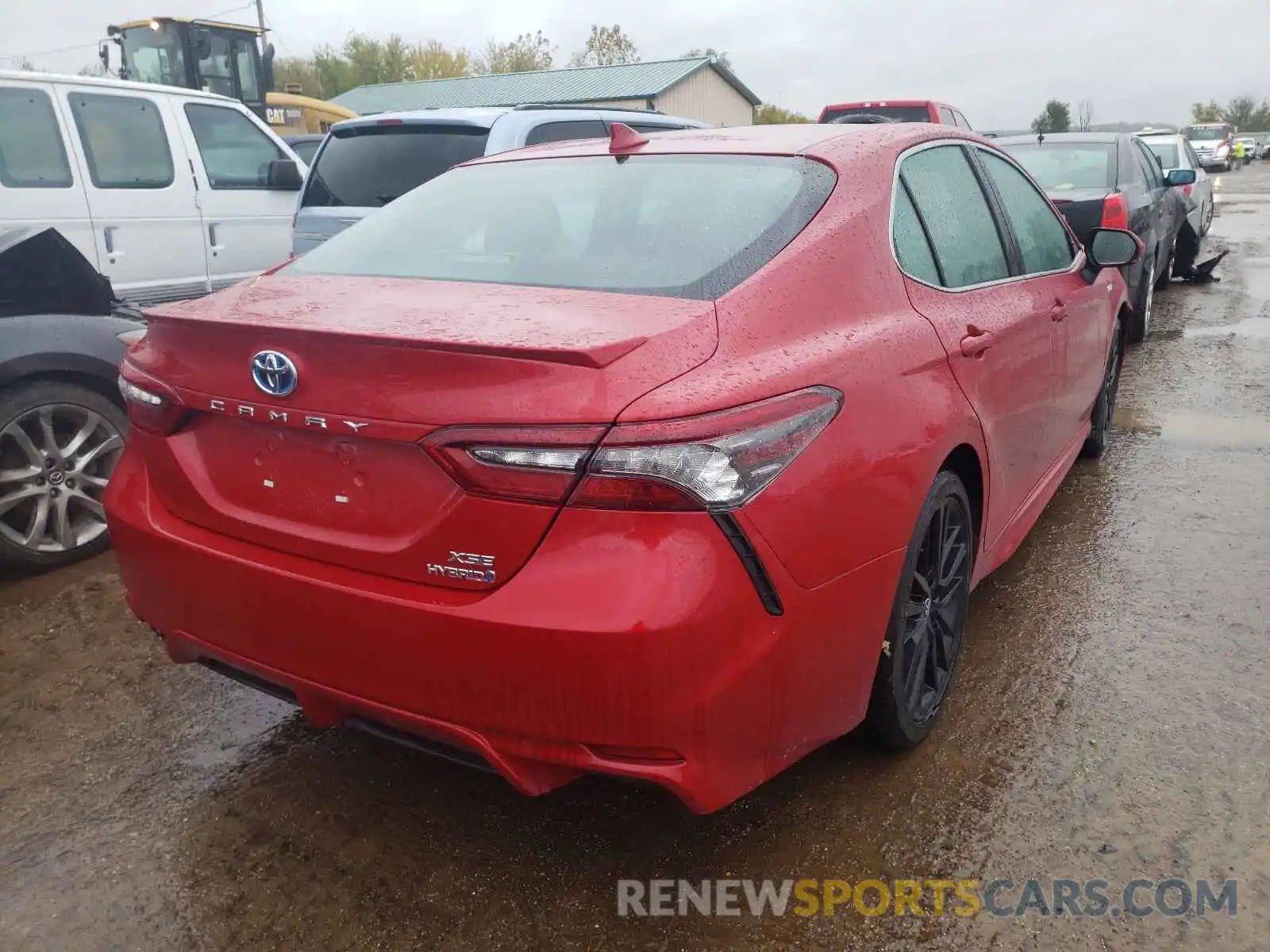 4 Photograph of a damaged car 4T1K31AK8MU021078 TOYOTA CAMRY 2021