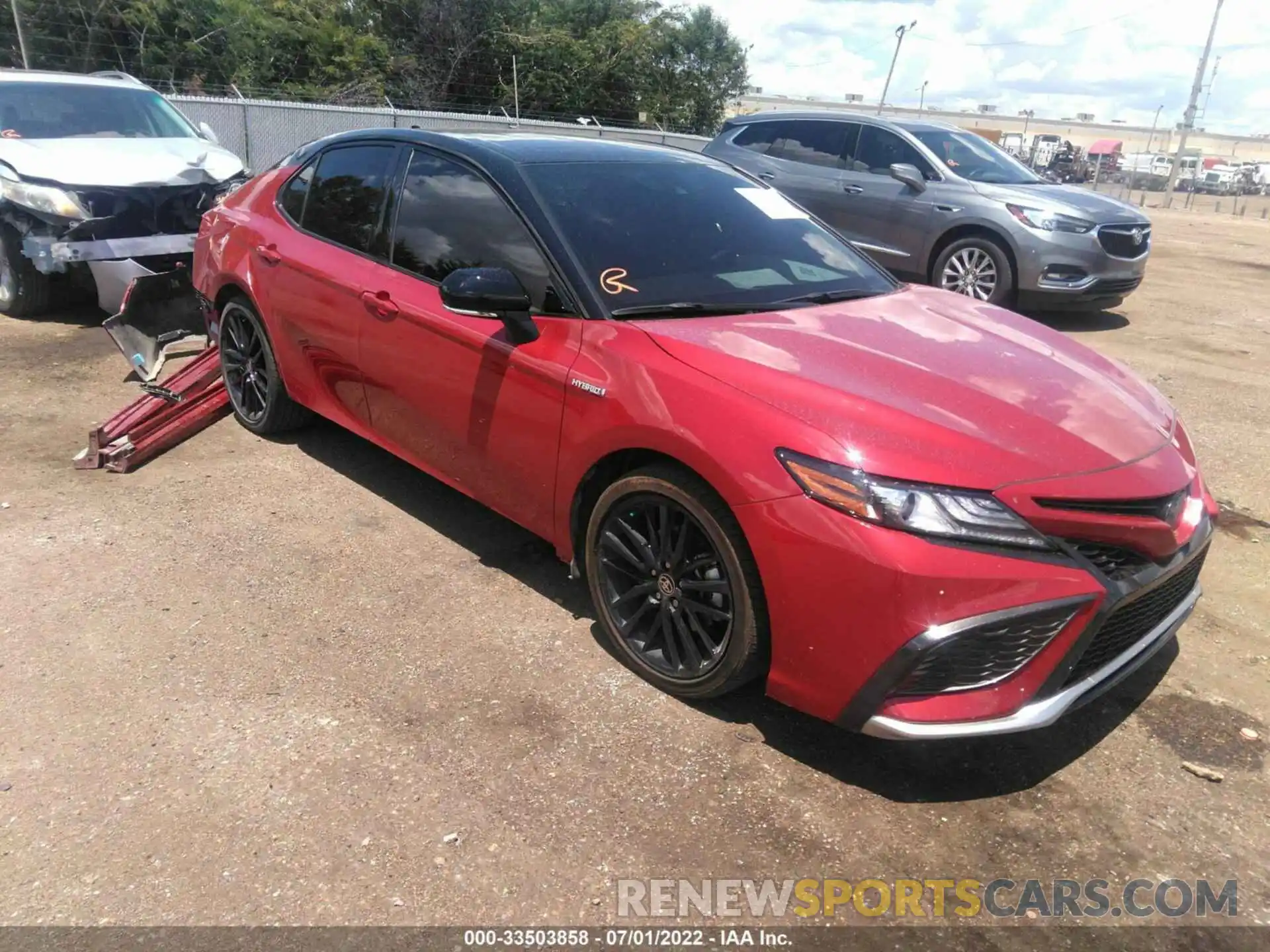 1 Photograph of a damaged car 4T1K31AK8MU023591 TOYOTA CAMRY 2021