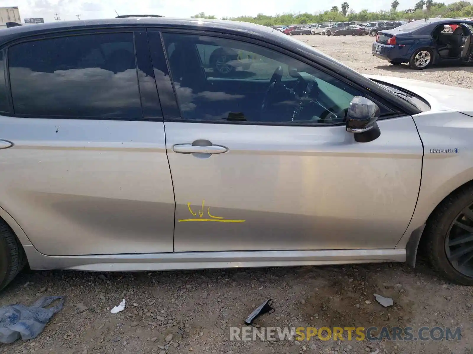 9 Photograph of a damaged car 4T1K31AK8MU024479 TOYOTA CAMRY 2021