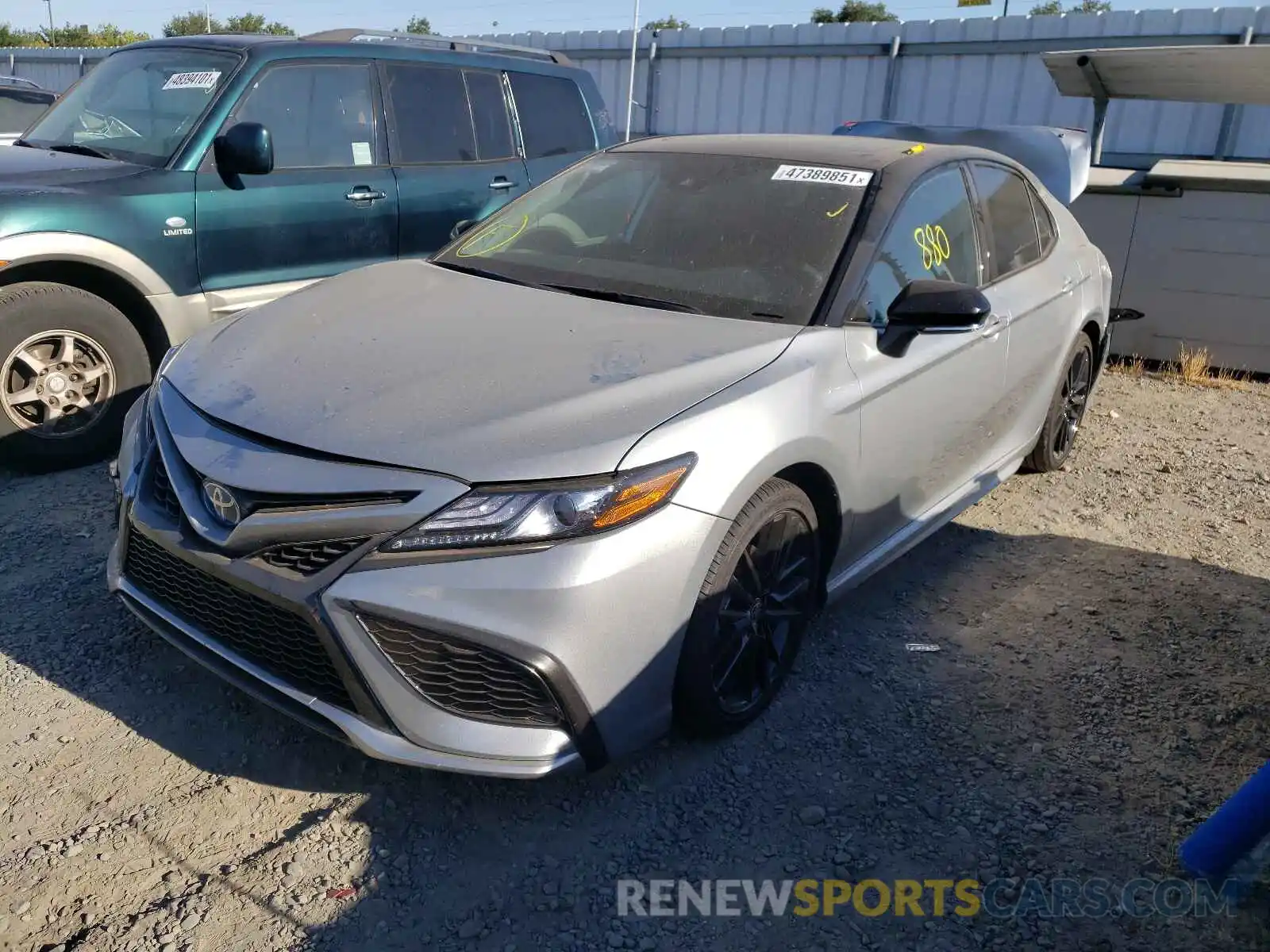 2 Photograph of a damaged car 4T1K31AK8MU026412 TOYOTA CAMRY 2021