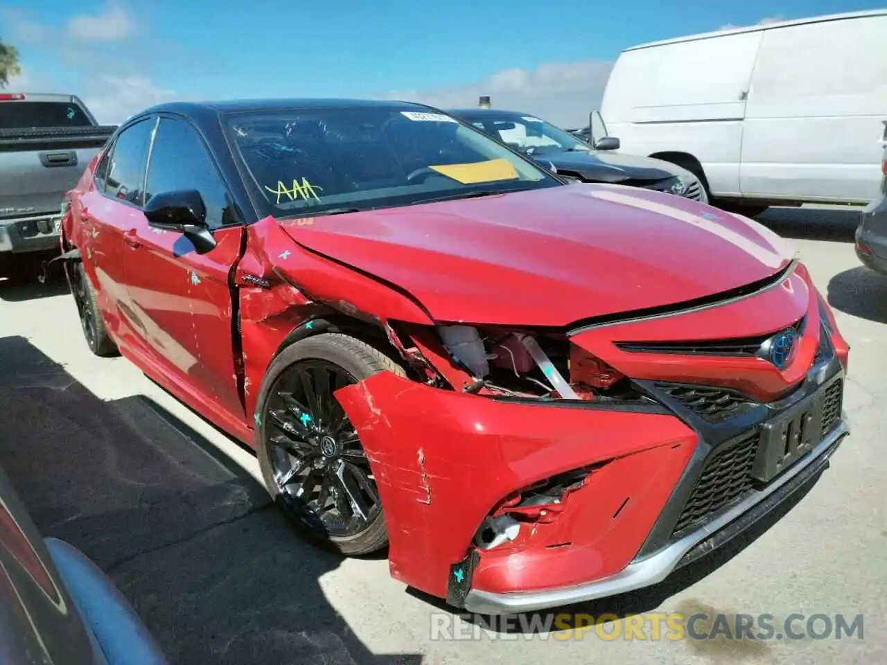 1 Photograph of a damaged car 4T1K31AK9MU020571 TOYOTA CAMRY 2021