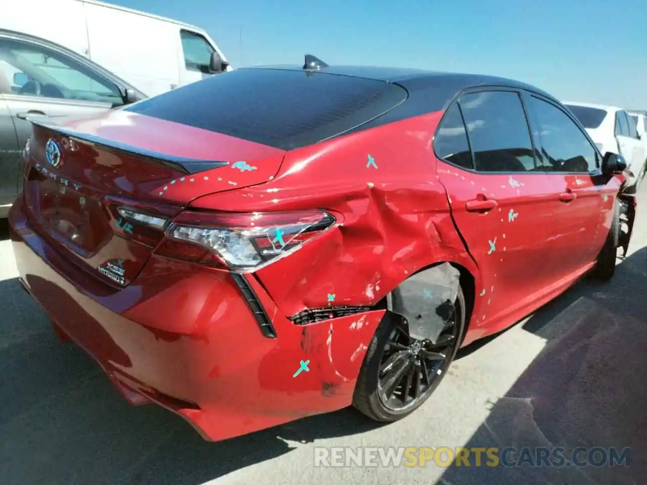 4 Photograph of a damaged car 4T1K31AK9MU020571 TOYOTA CAMRY 2021