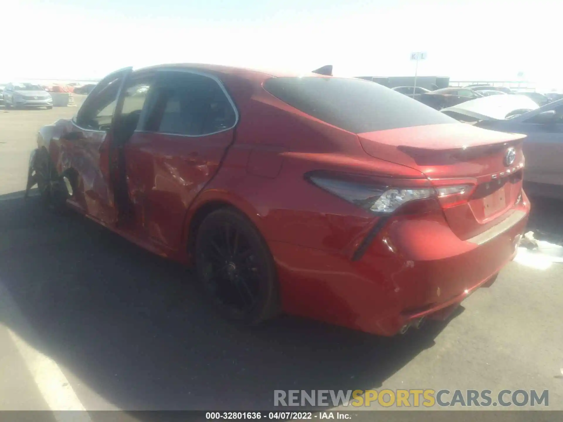 3 Photograph of a damaged car 4T1K31AK9MU020845 TOYOTA CAMRY 2021