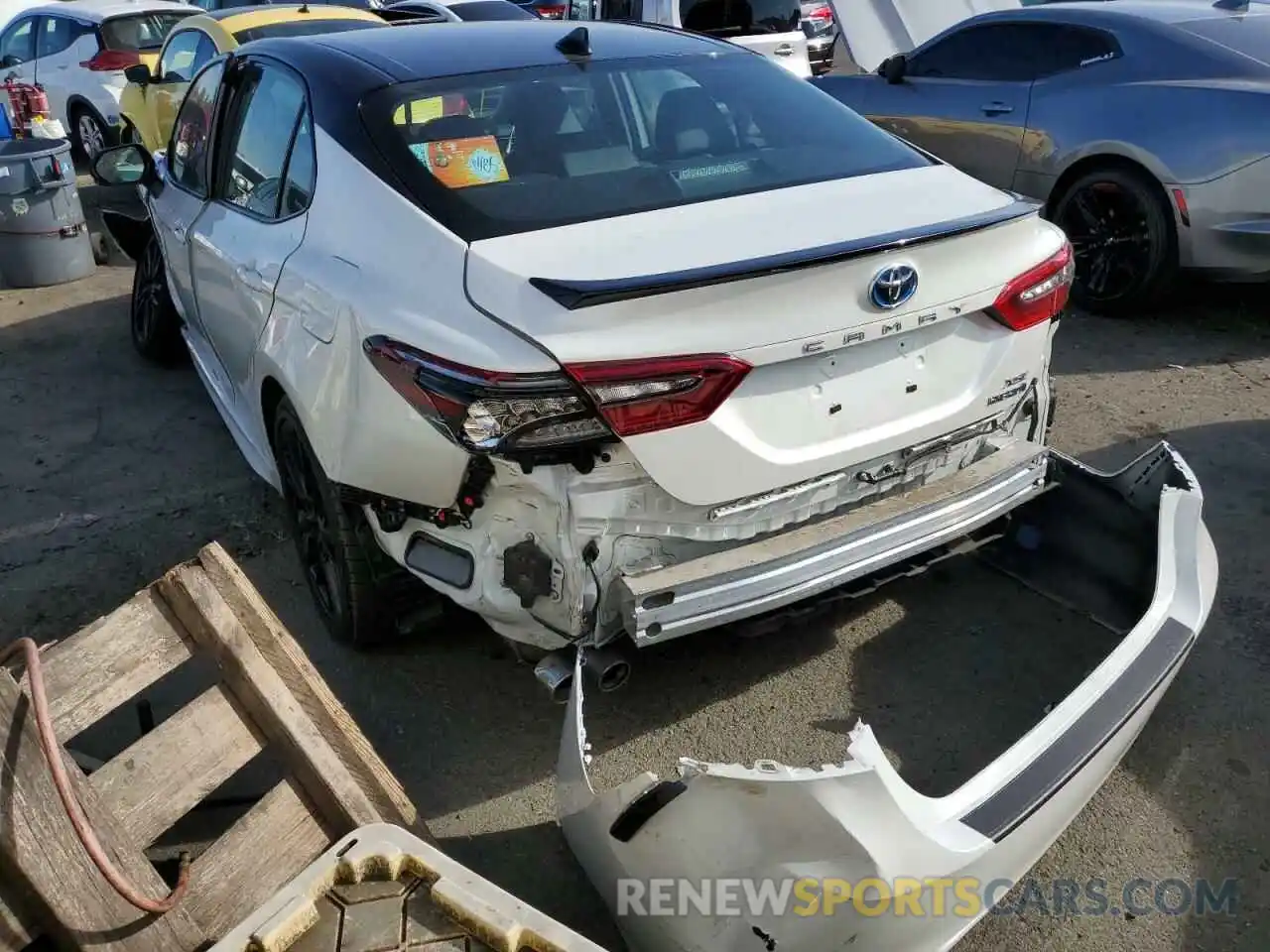 3 Photograph of a damaged car 4T1K31AKXMU020563 TOYOTA CAMRY 2021