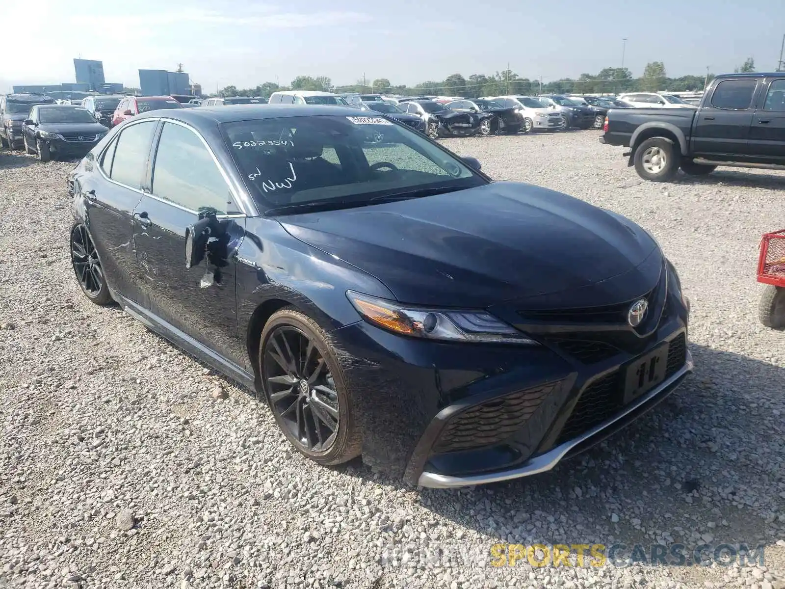 1 Photograph of a damaged car 4T1K31AKXMU547261 TOYOTA CAMRY 2021