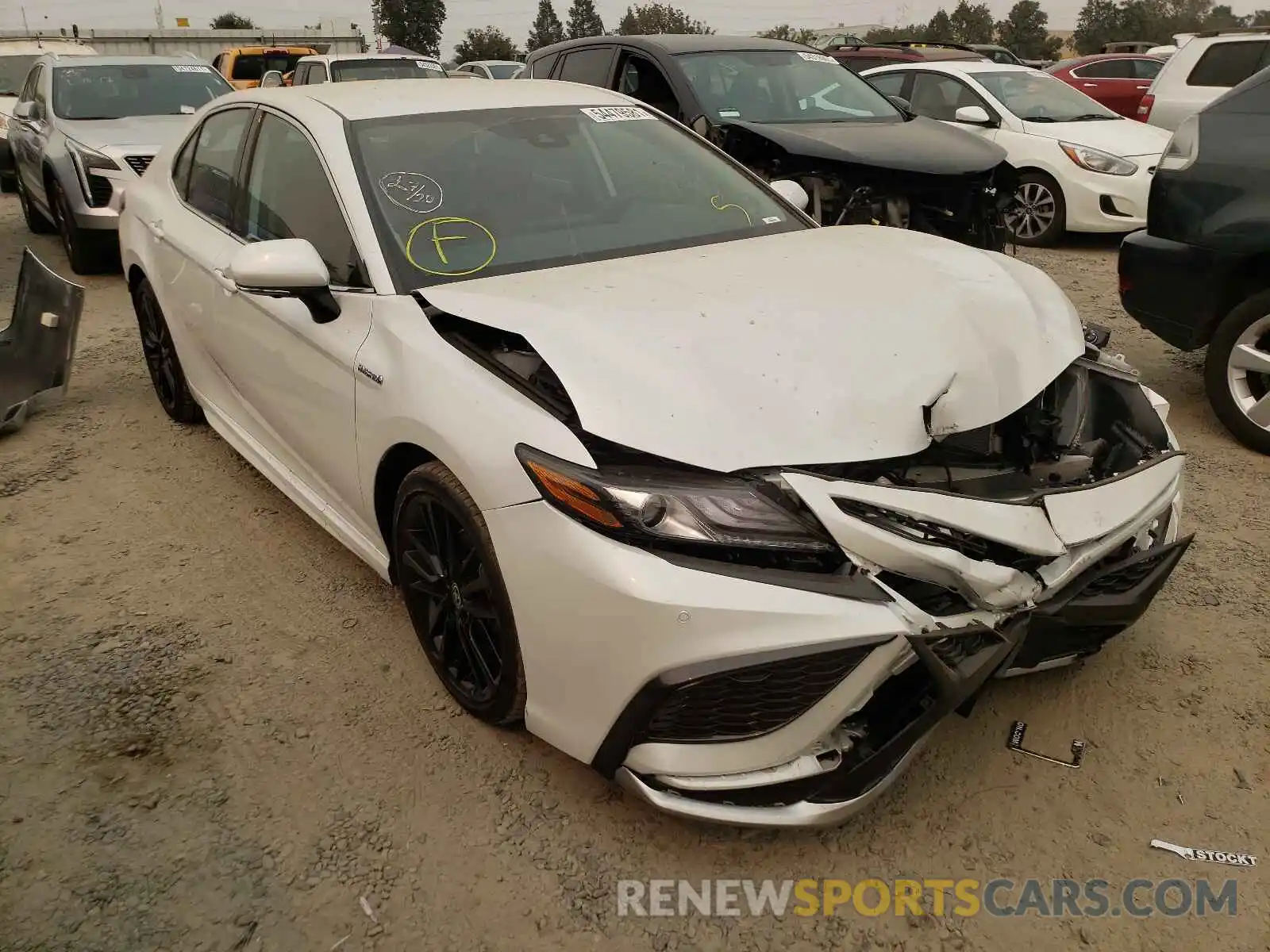 1 Photograph of a damaged car 4T1K31AKXMU549737 TOYOTA CAMRY 2021