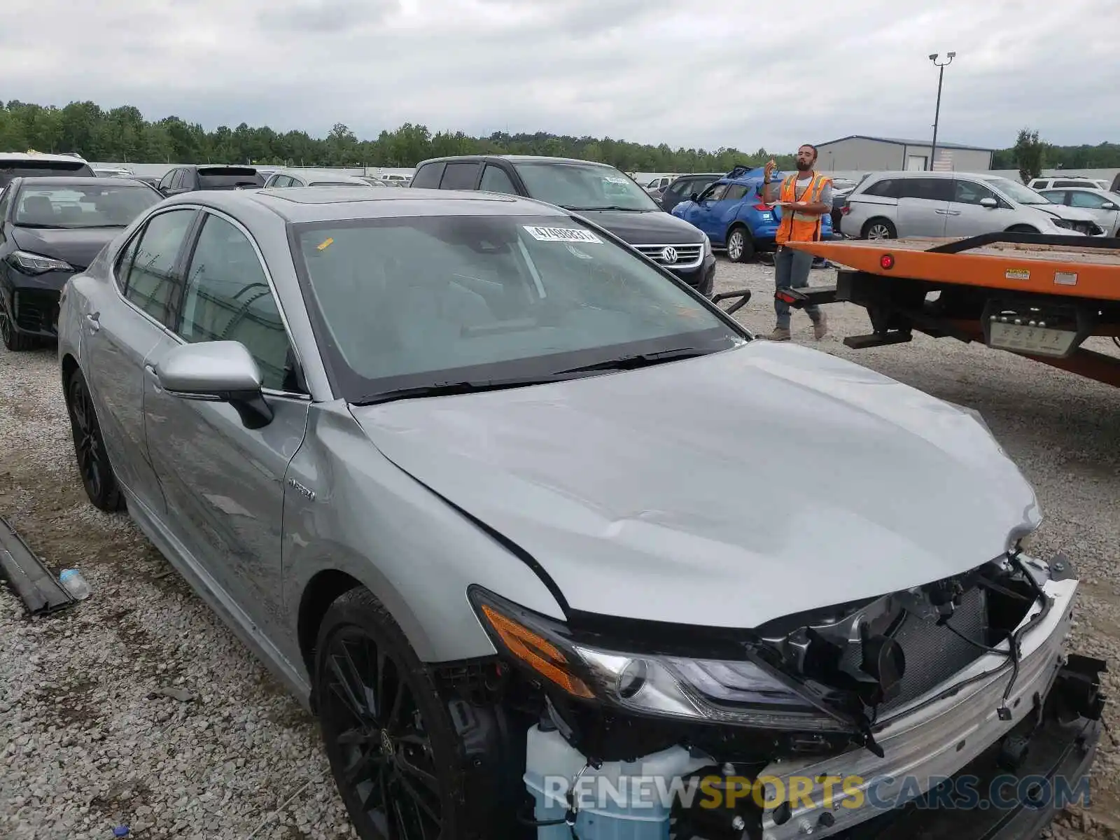 1 Photograph of a damaged car 4T1K31AKXMU558485 TOYOTA CAMRY 2021