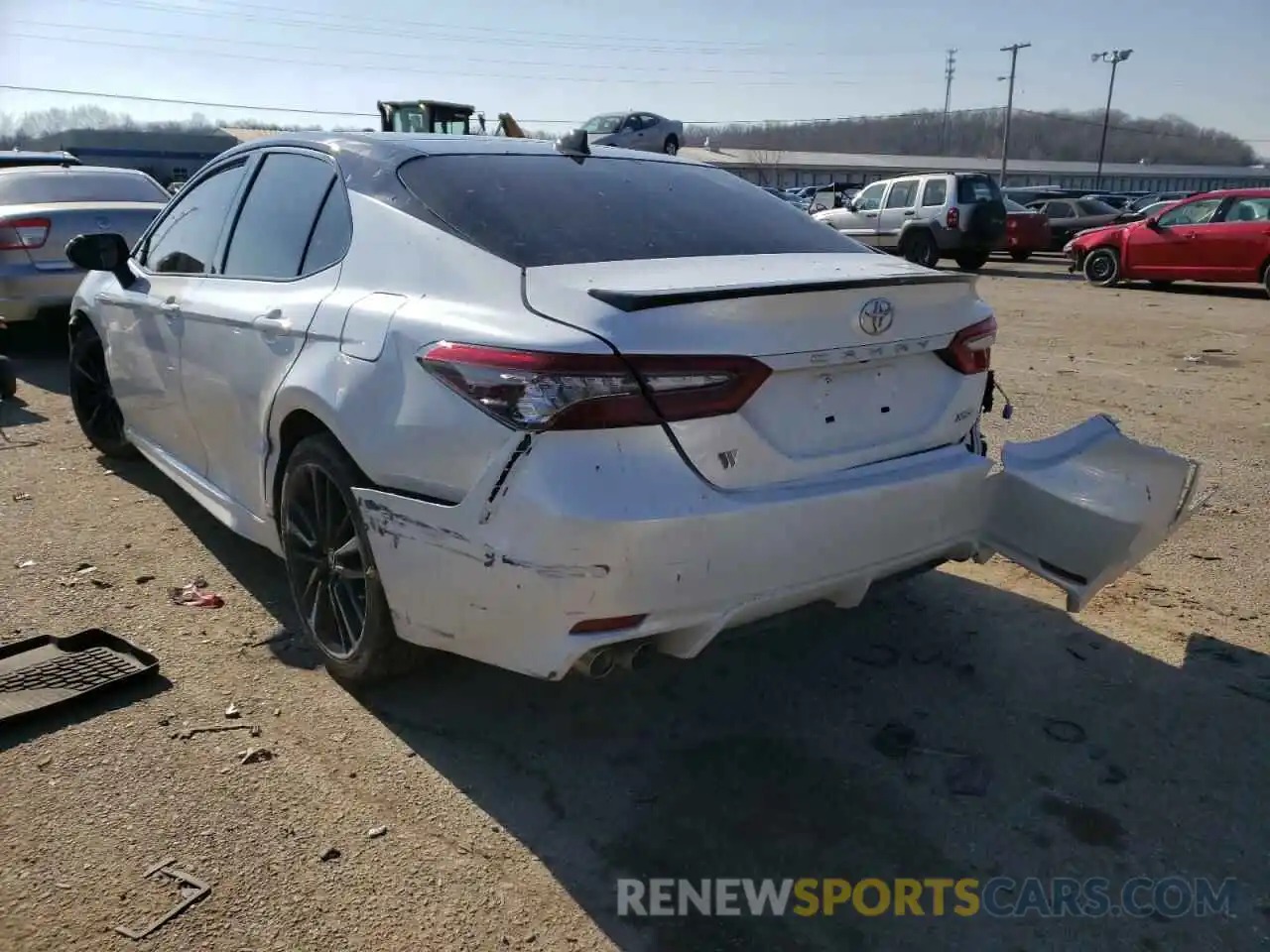 3 Photograph of a damaged car 4T1K61AK0MU444373 TOYOTA CAMRY 2021